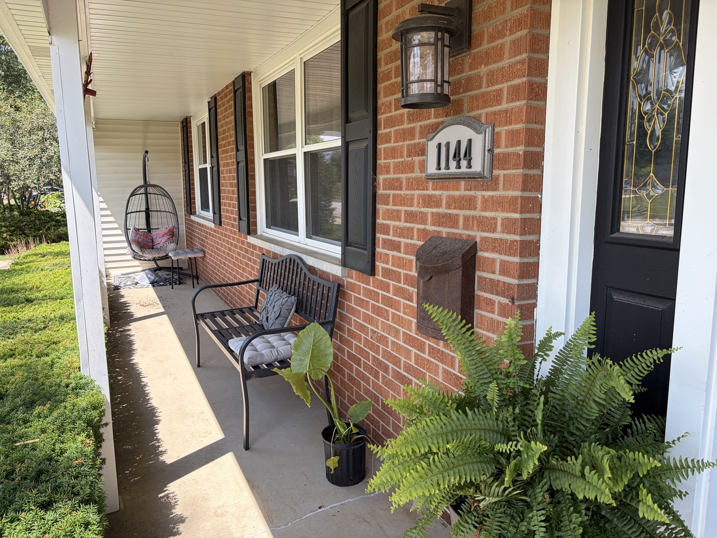 1144 E Anderson Drive Property Photo 3