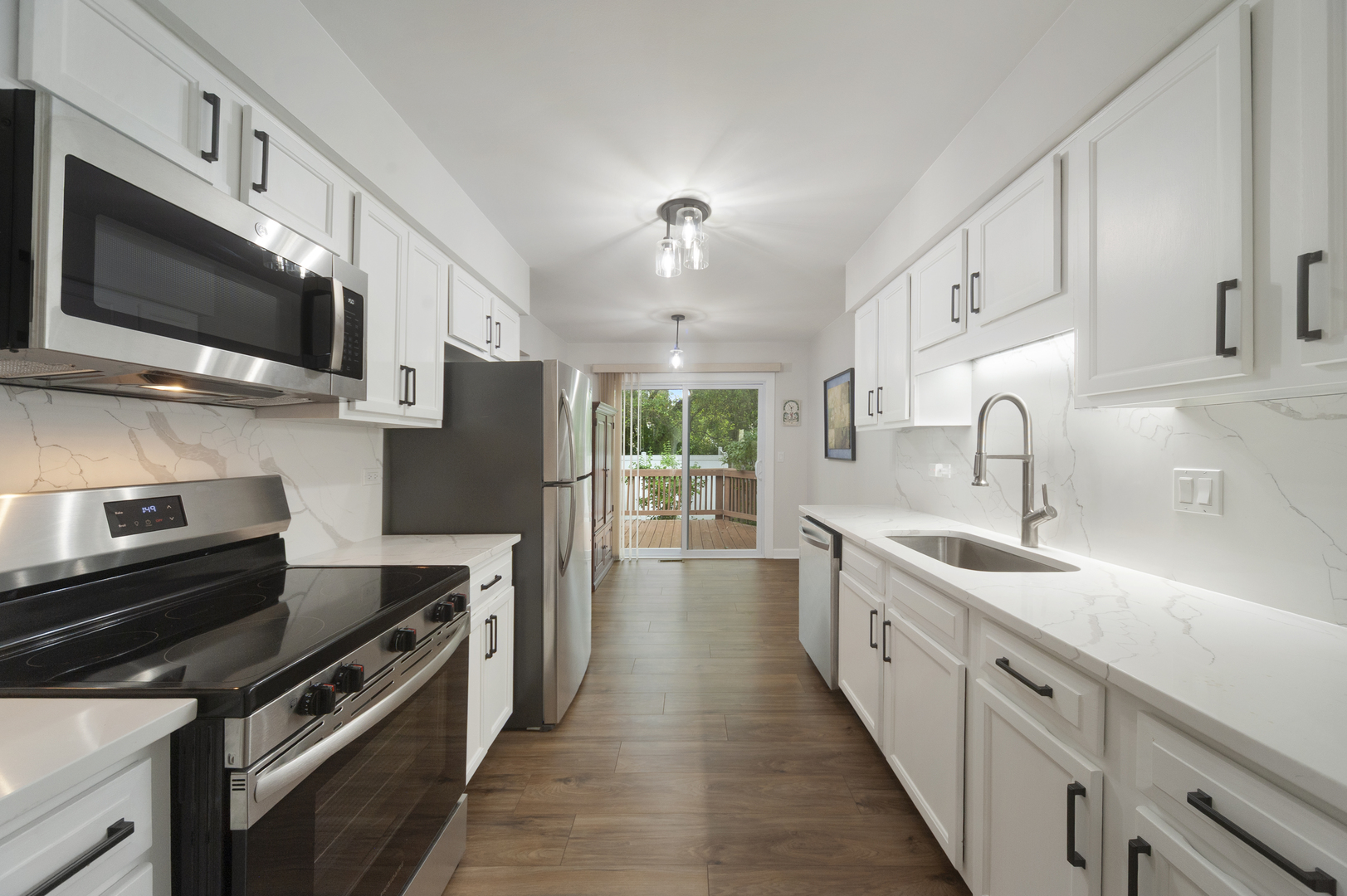5317 Cypress Circle Property Photo 8