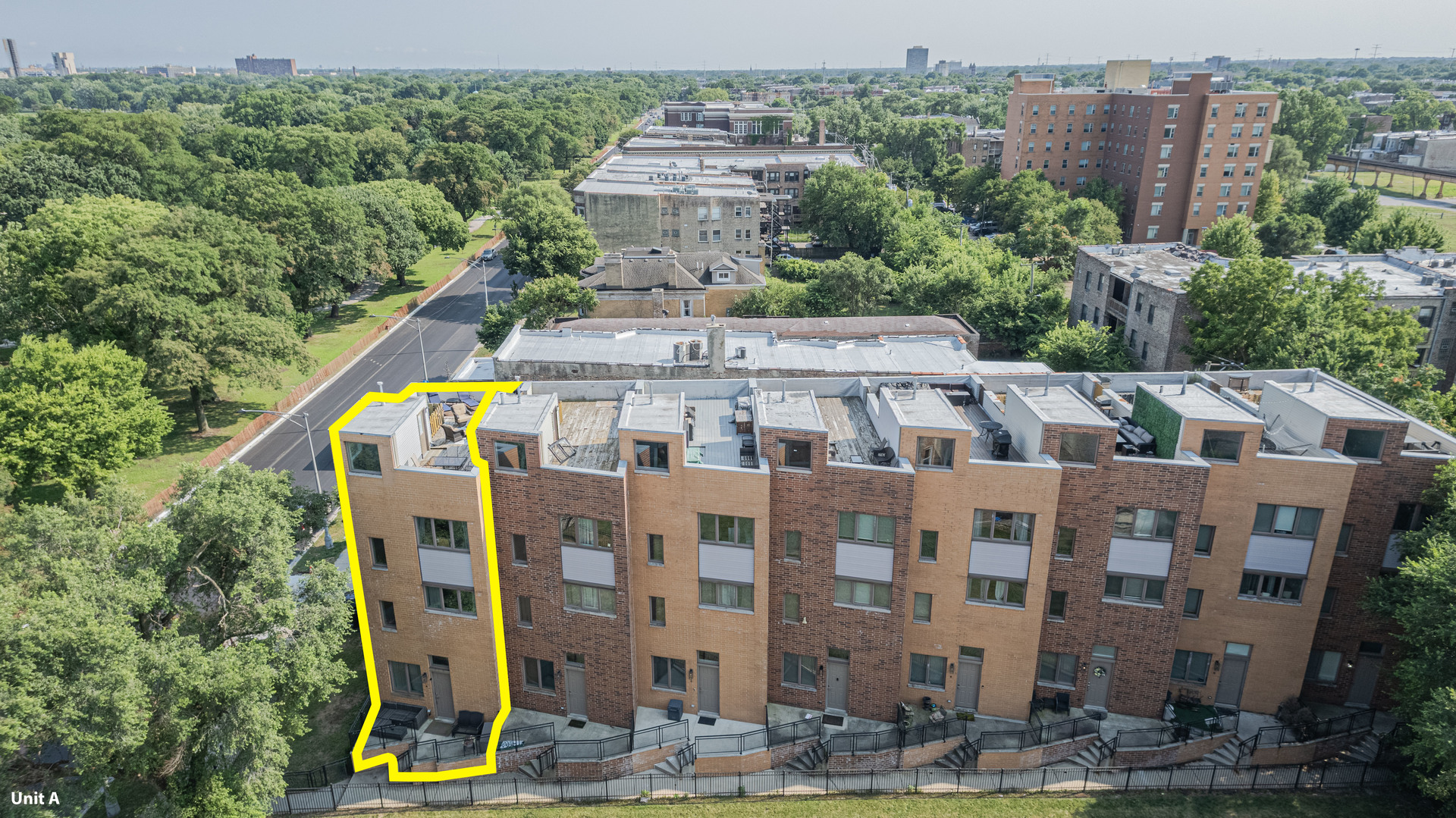 5210 S King Drive A Property Photo 3