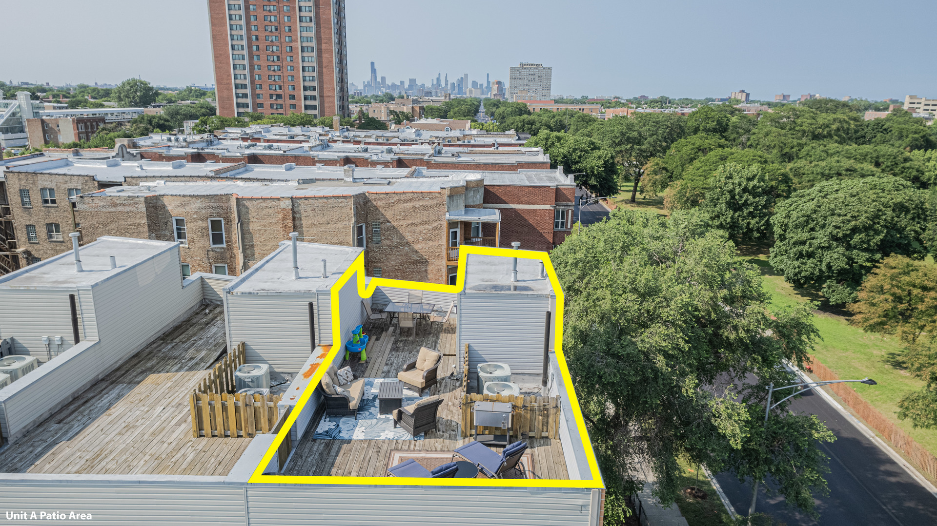 5210 S King Drive A Property Photo 5