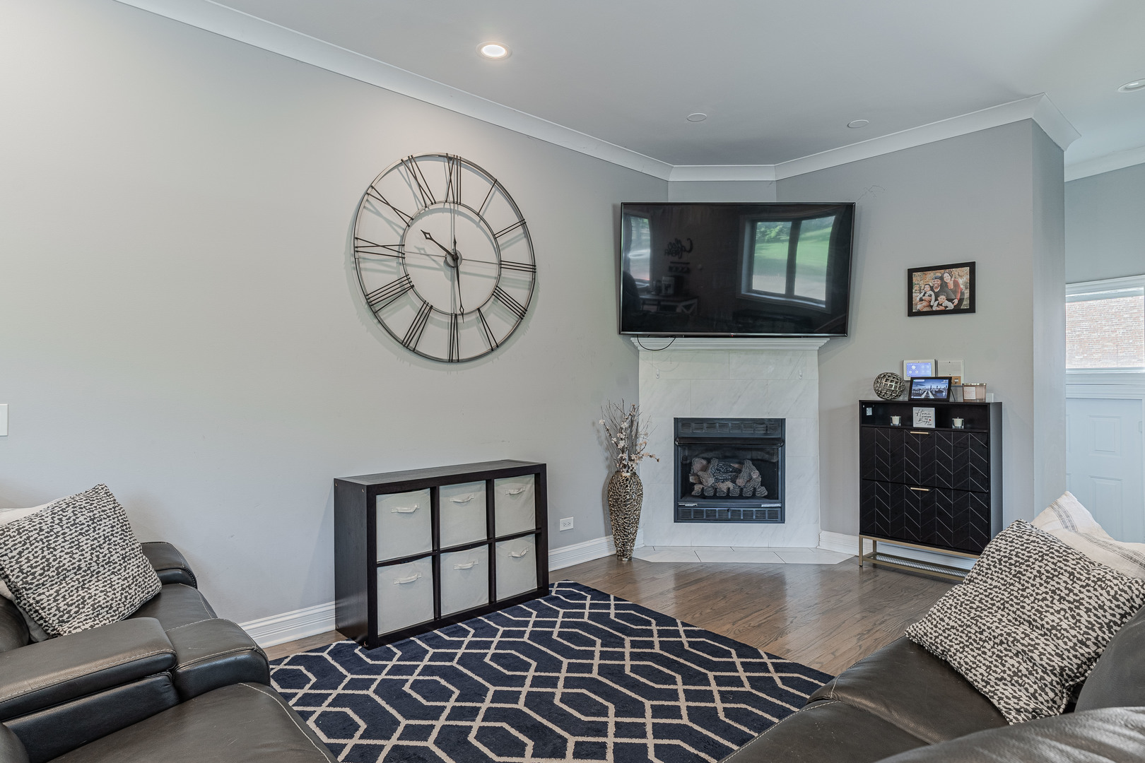 5210 S King Drive A Property Photo 9