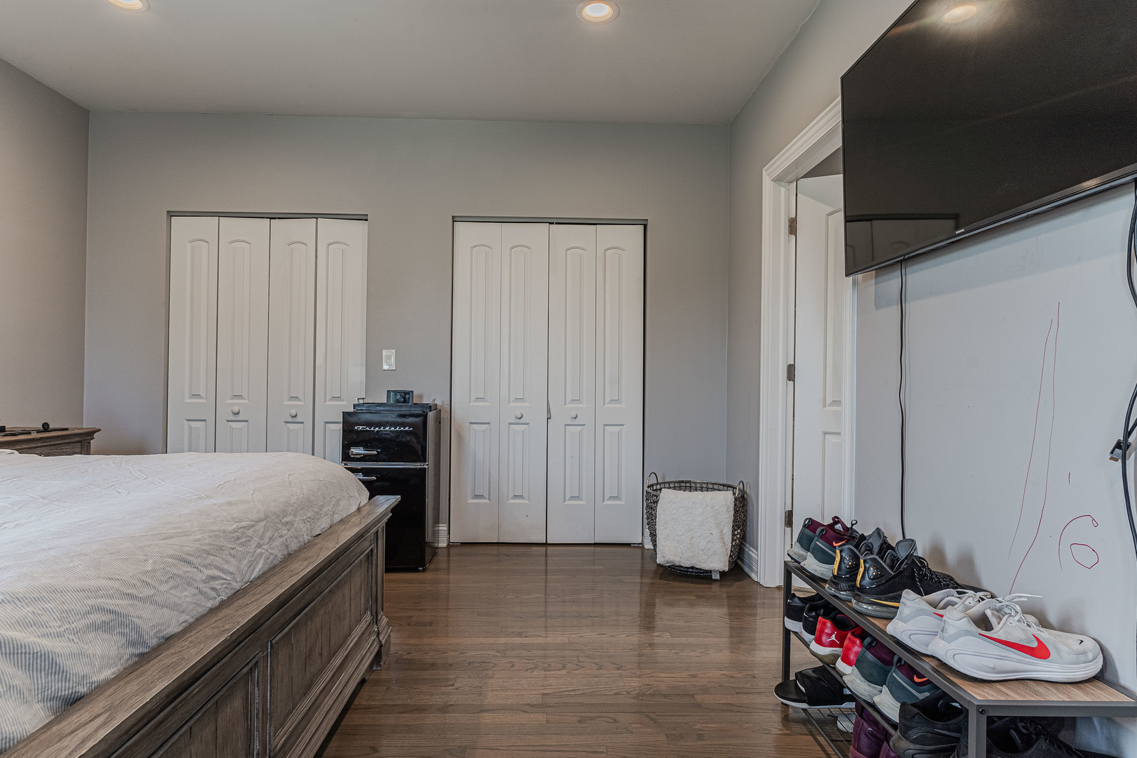5210 S King Drive A Property Photo 33
