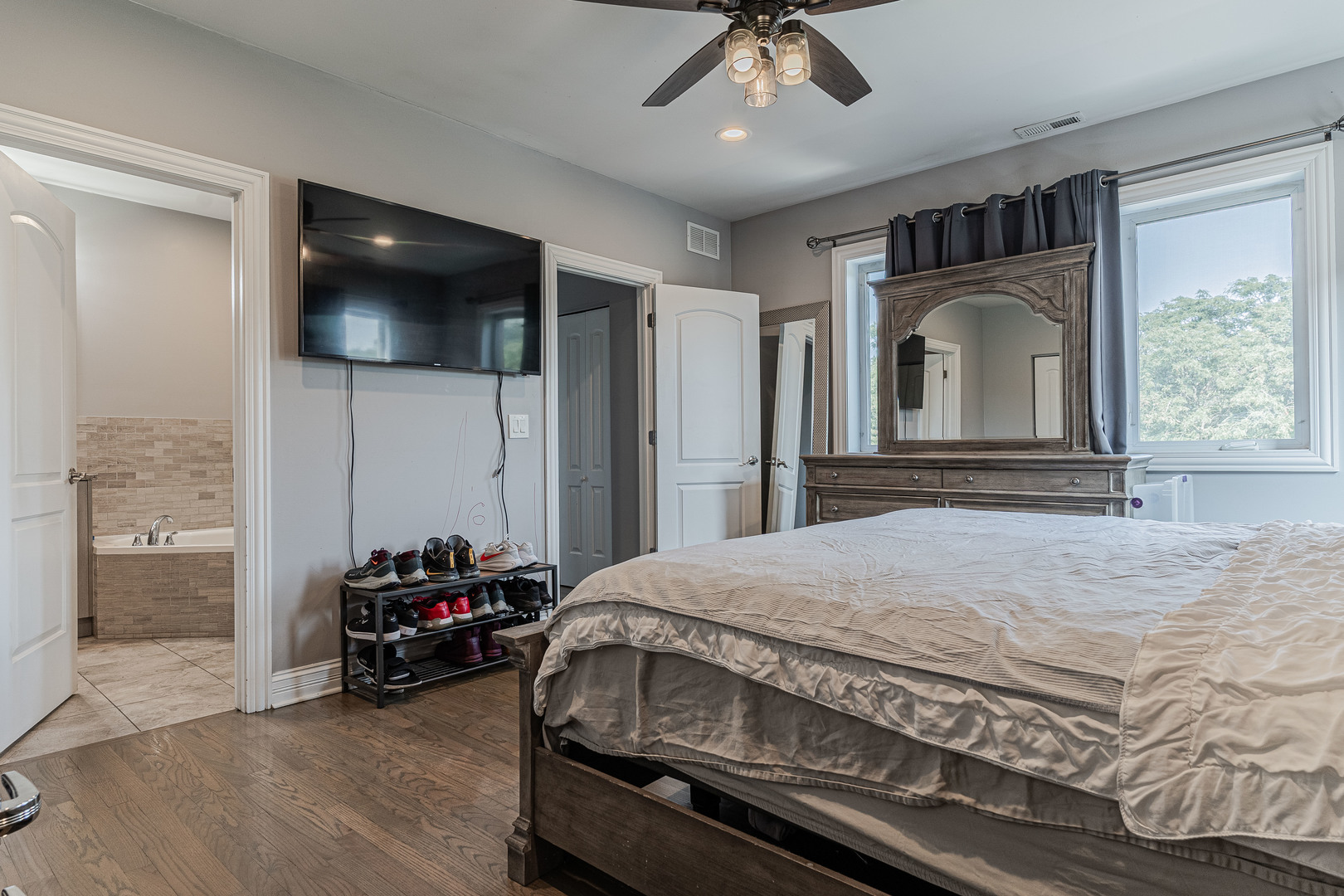 5210 S King Drive A Property Photo 35