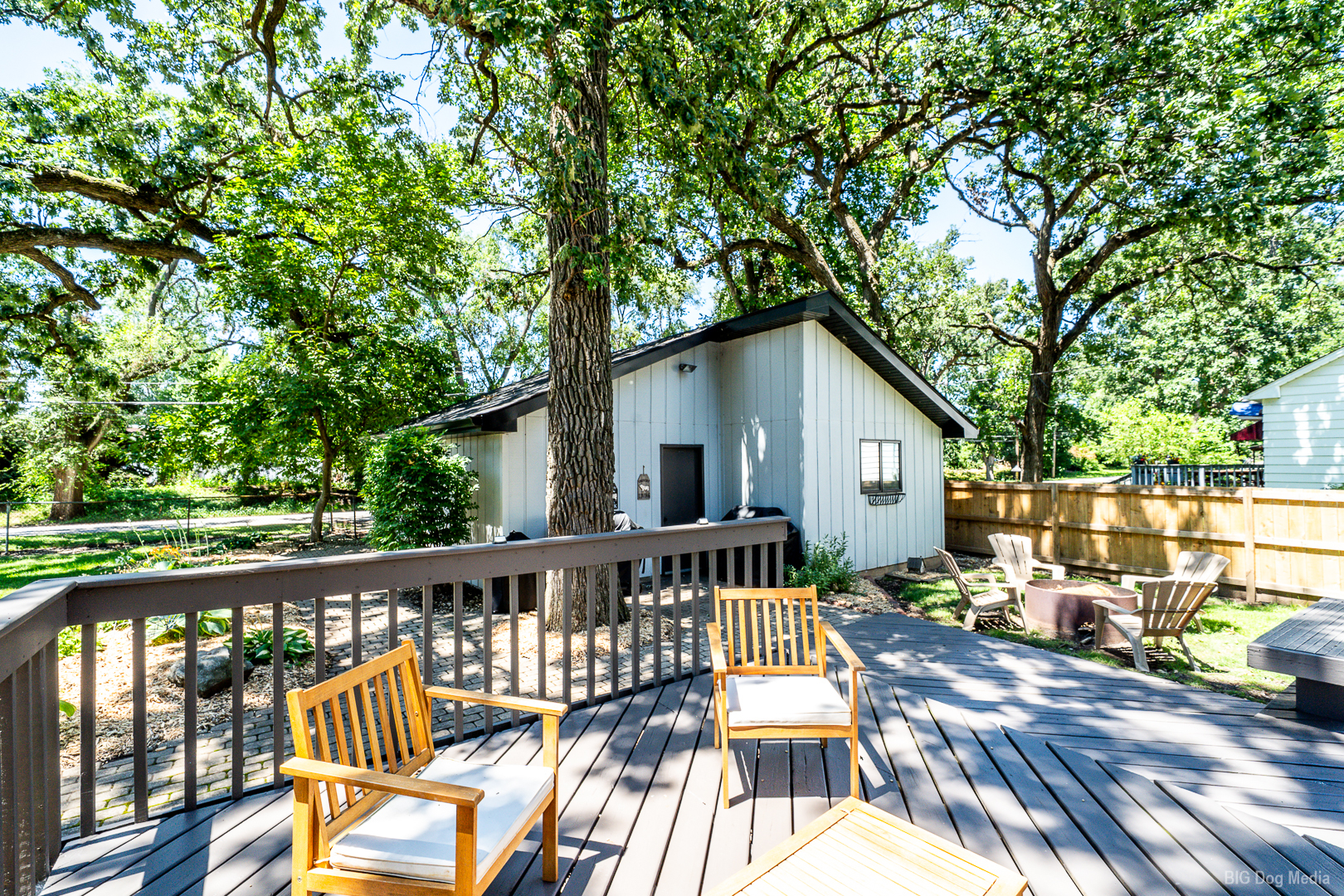 23144 W Oak Street Property Photo 5