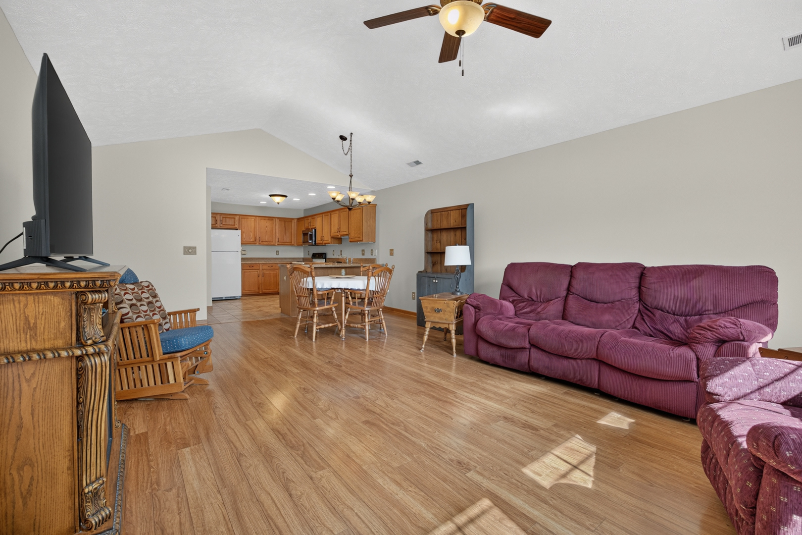 3707 Wine Way Property Photo 4