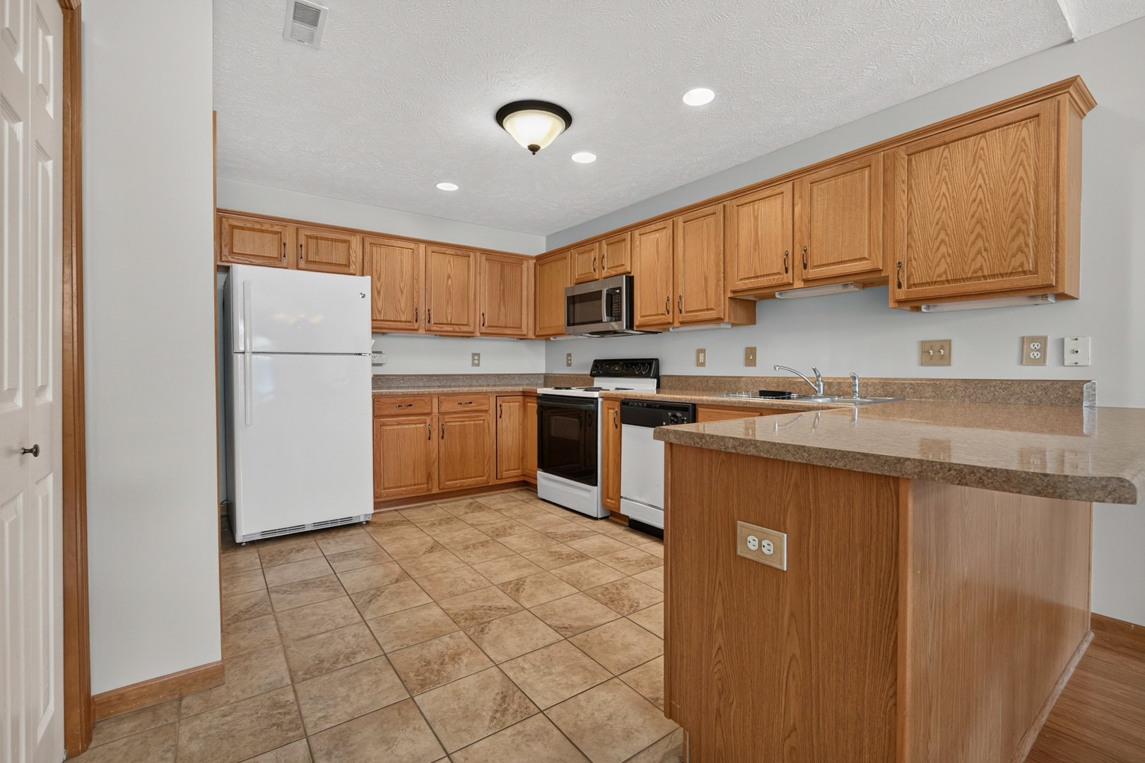 3707 Wine Way Property Photo 9