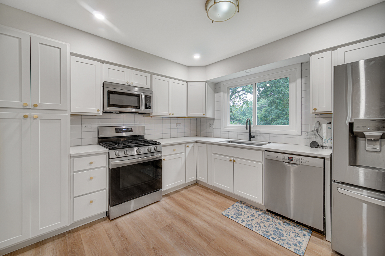 961 N Midlothian Road Property Photo 10