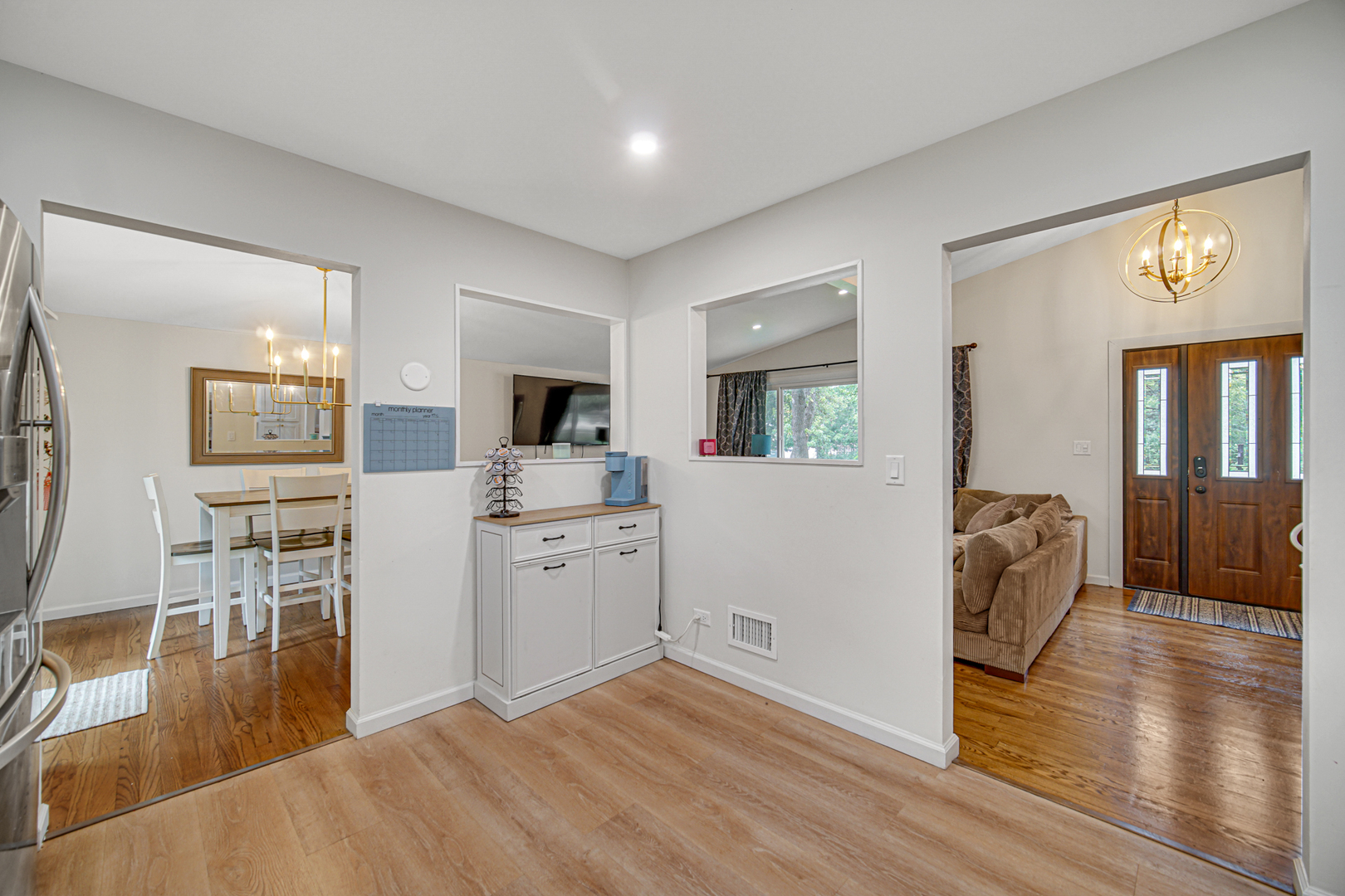 961 N Midlothian Road Property Photo 11