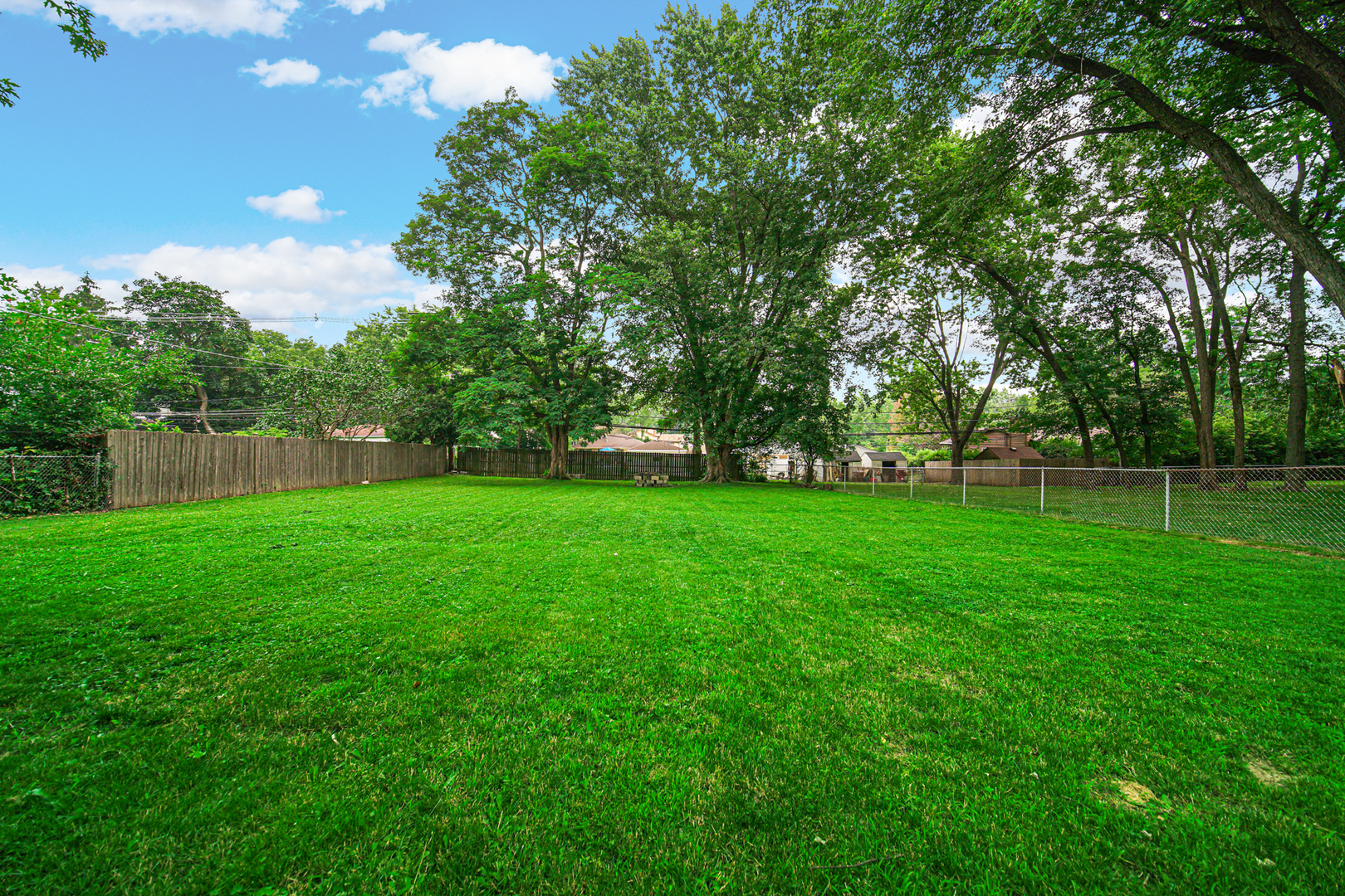 961 N Midlothian Road Property Photo 27