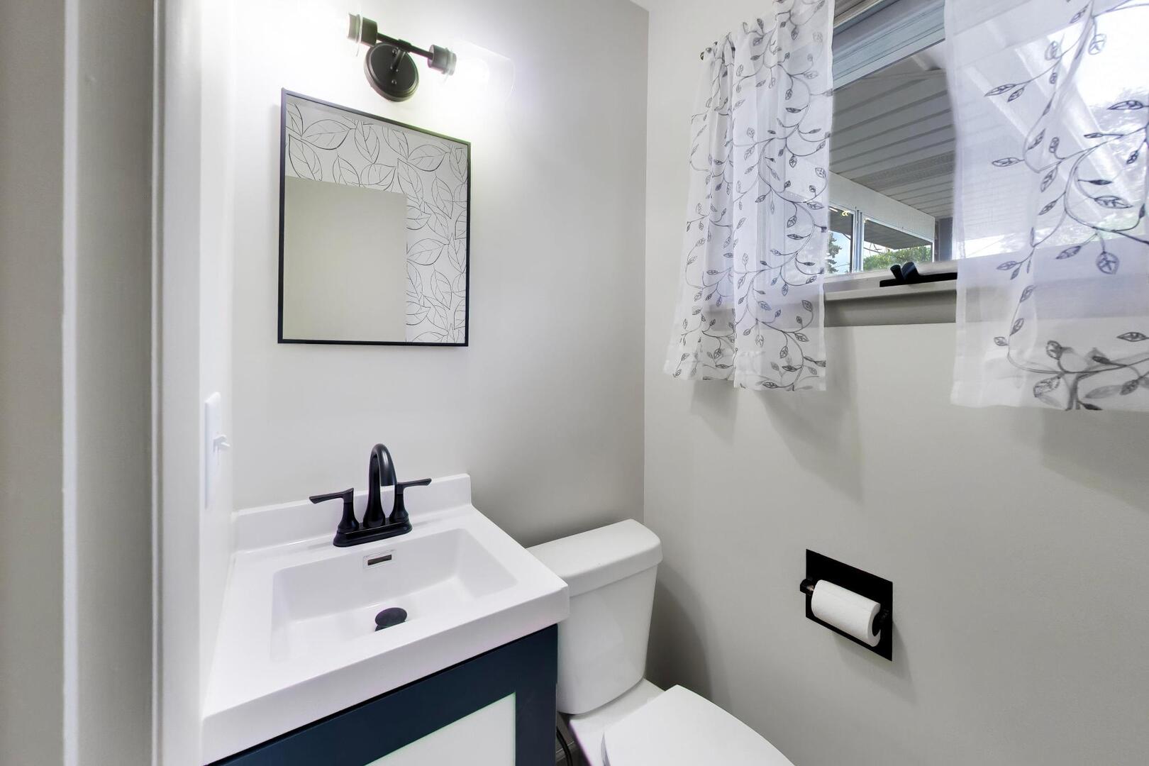 611 W Kimball Avenue Property Photo 10