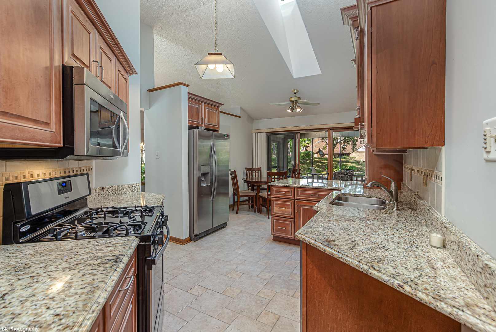 13318 Oak Hills Parkway 5 Property Photo 8