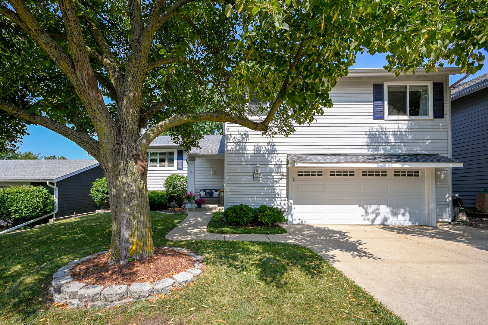 6930 Blue Flag Avenue Property Photo 1