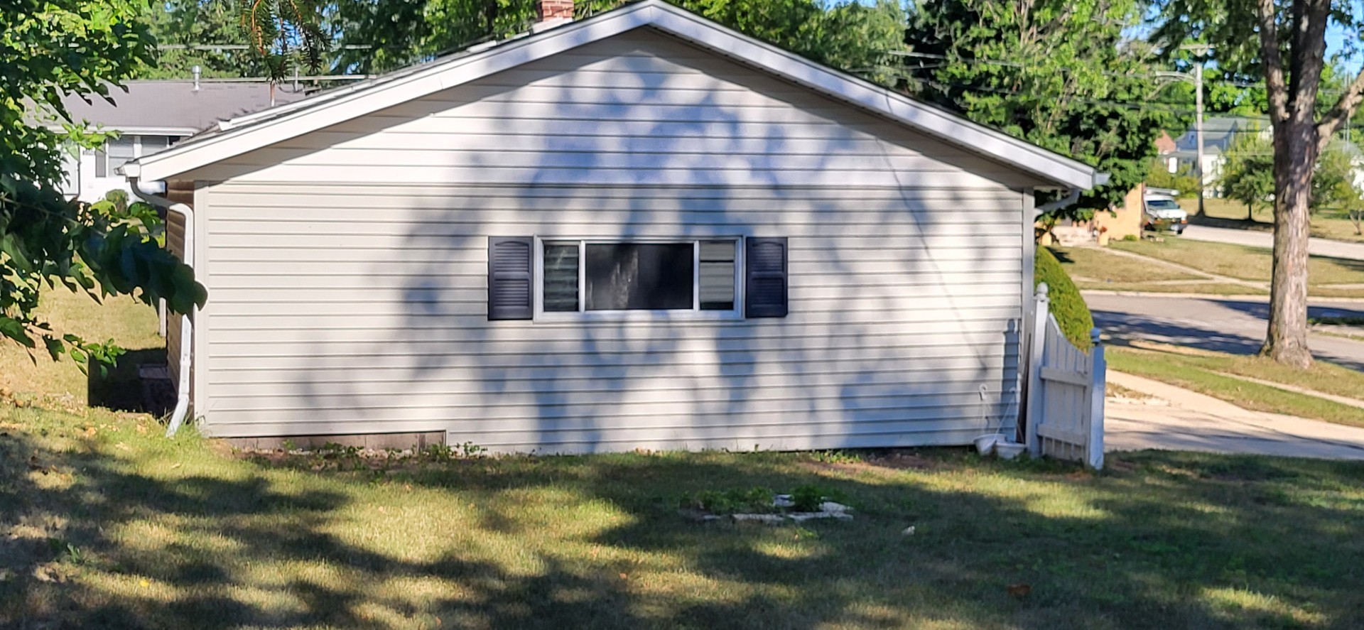 2816 Pleasant View Avenue Property Photo 2