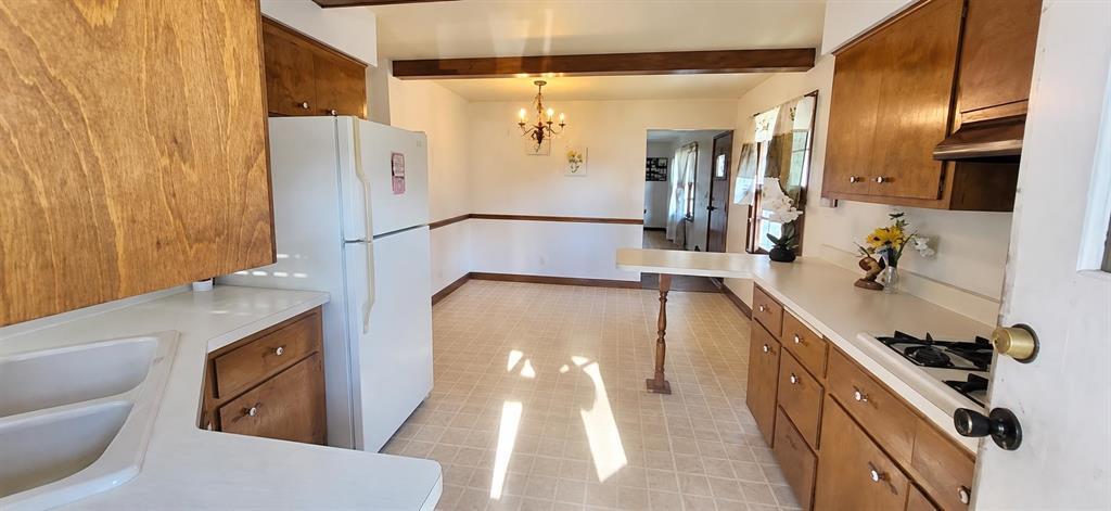 2816 Pleasant View Avenue Property Photo 3