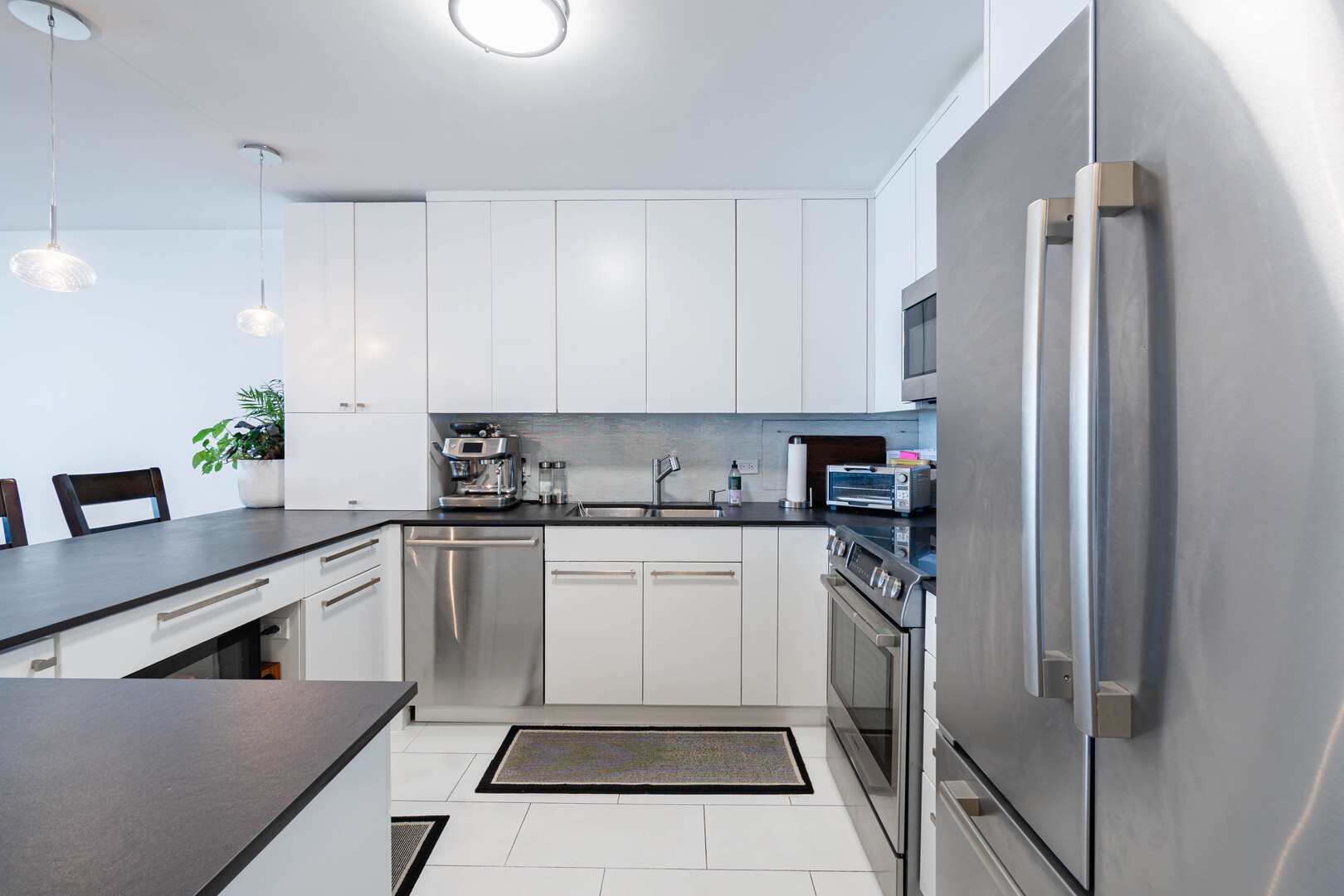 1440 N Lake Shore Drive 9e Property Photo 7