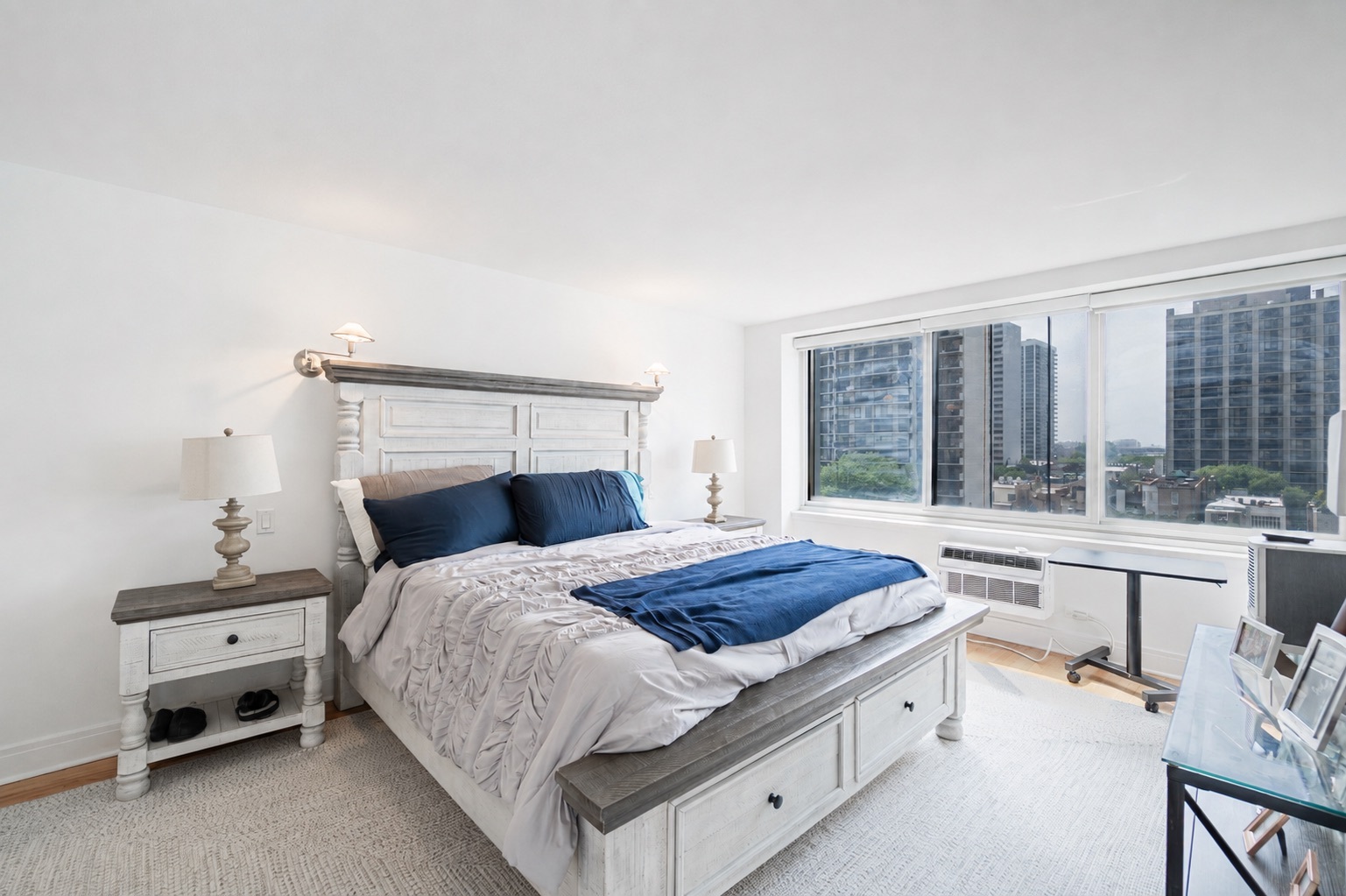 1440 N Lake Shore Drive 9e Property Photo 11
