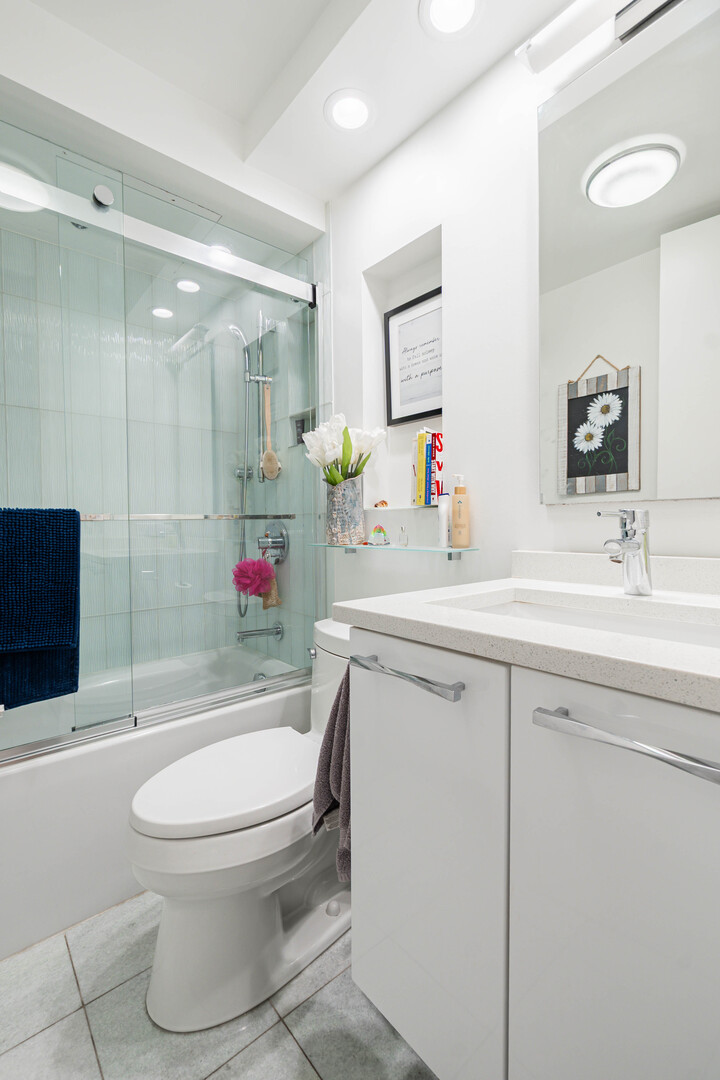 1440 N Lake Shore Drive 9e Property Photo 15
