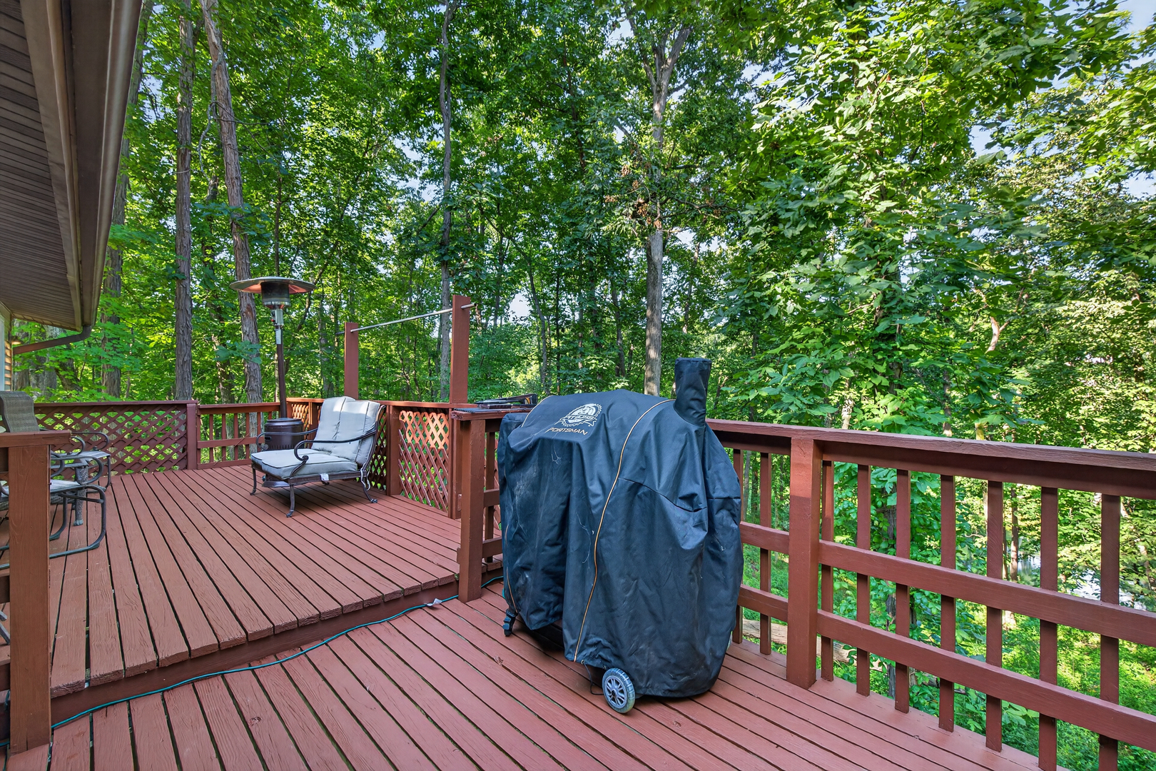 1669 Lakeside Court Property Photo 29