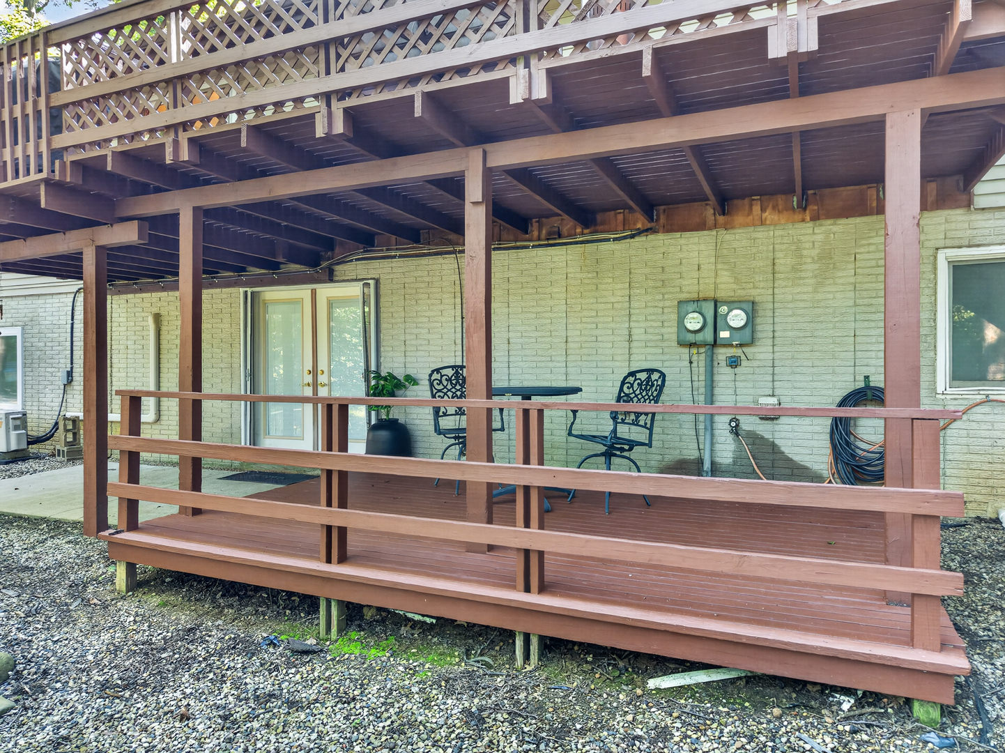 1669 Lakeside Court Property Photo 32