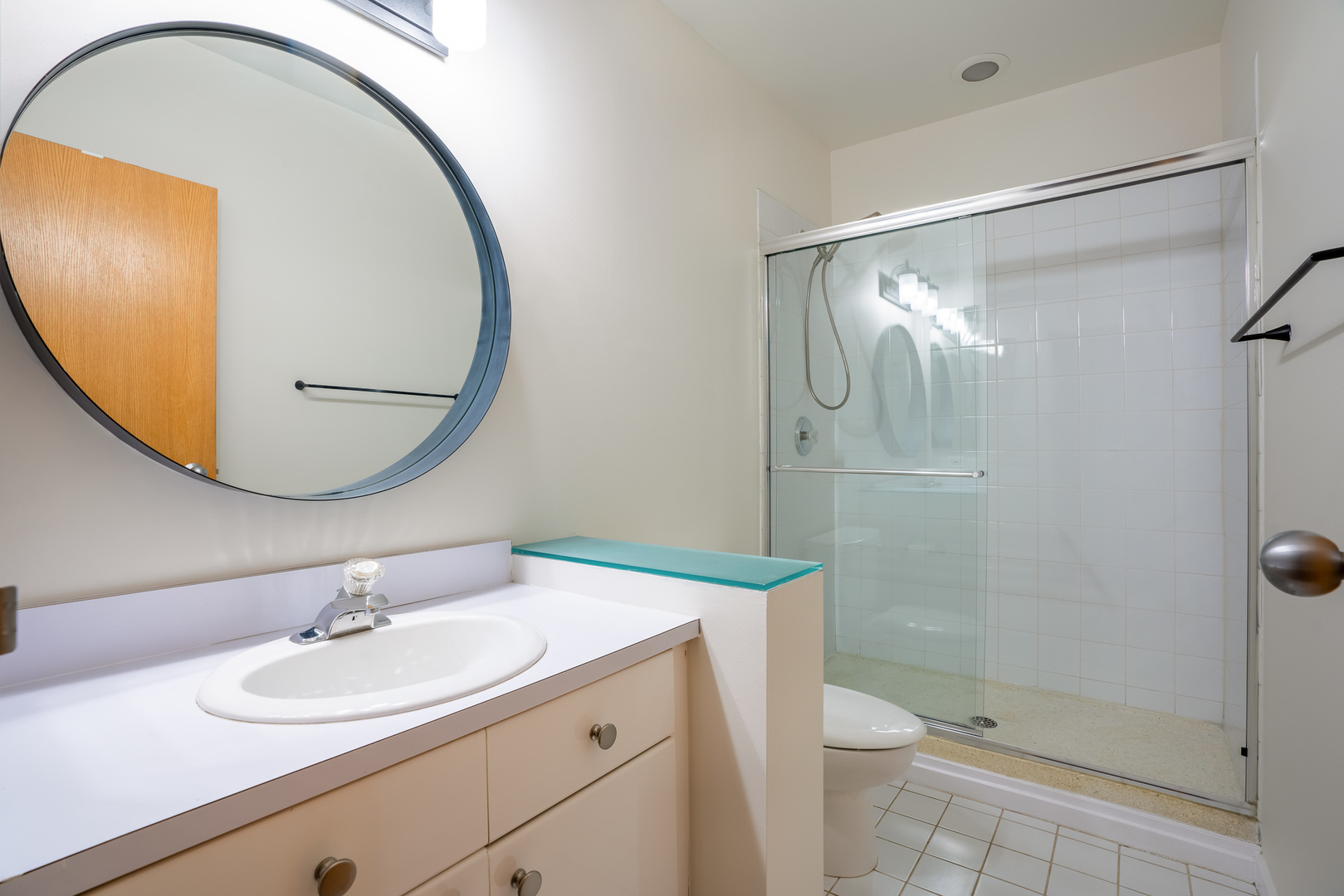 2333 W Saint Paul Avenue 129 Property Photo 15
