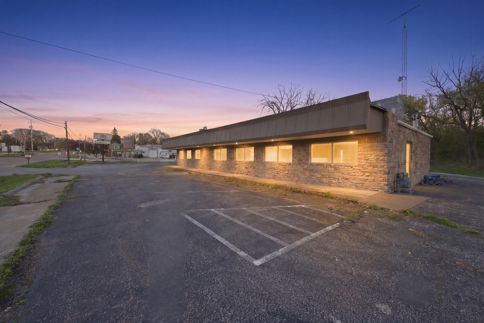 682 Park Avenue Property Photo 1