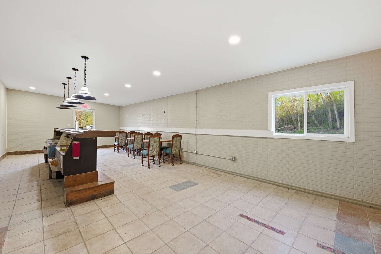 682 Park Avenue Property Photo 34