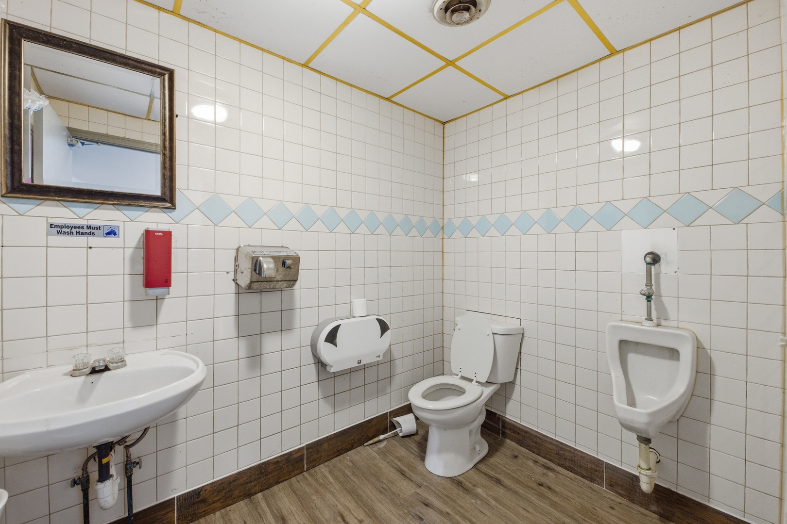 682 Park Avenue Property Photo 36