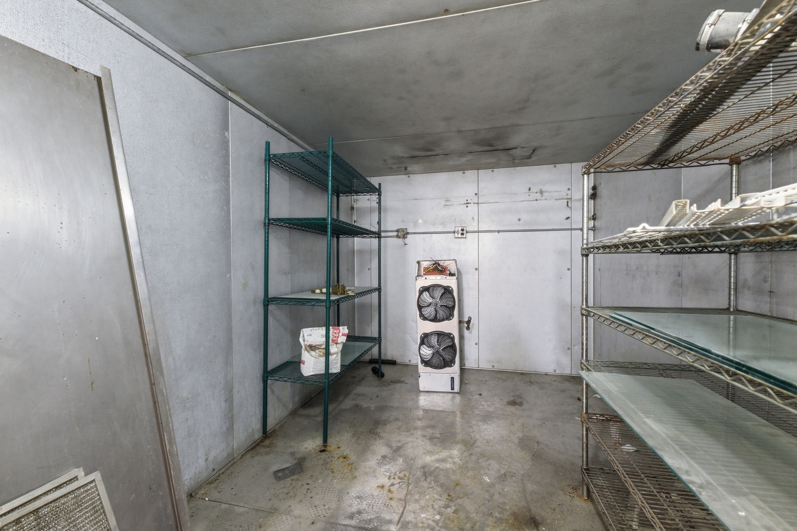 682 Park Avenue Property Photo 40