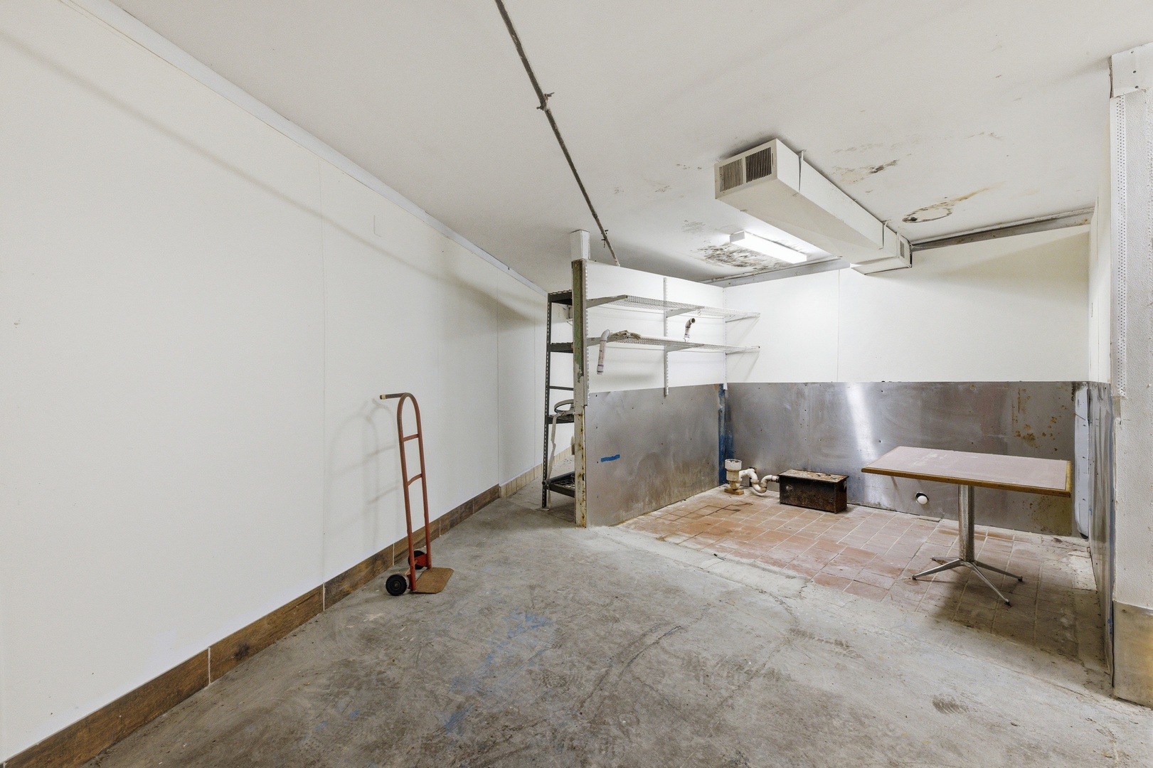 682 Park Avenue Property Photo 42