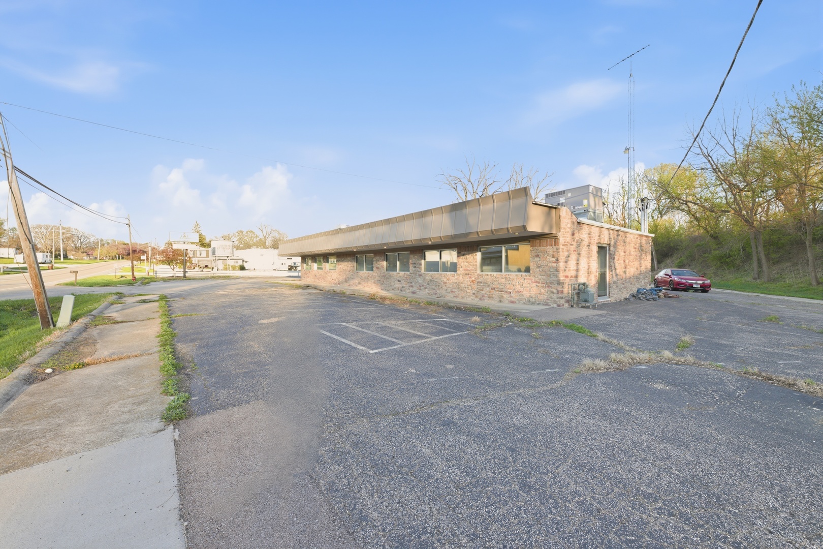 682 Park Avenue Property Photo 43