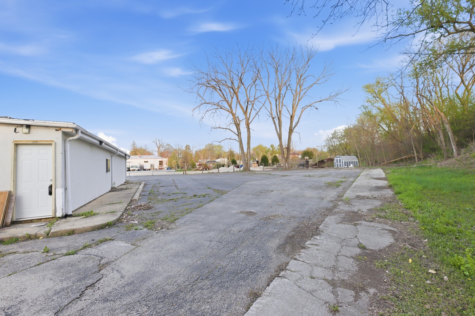 682 Park Avenue Property Photo 45