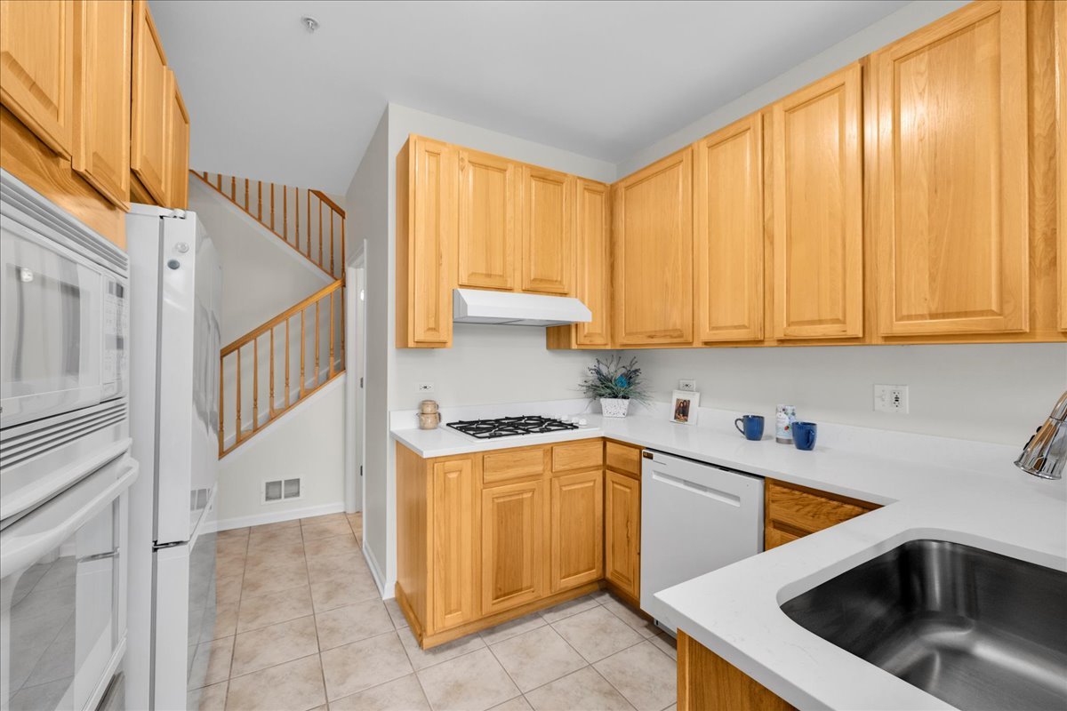 2034 Ivy Ridge Drive Property Photo 11