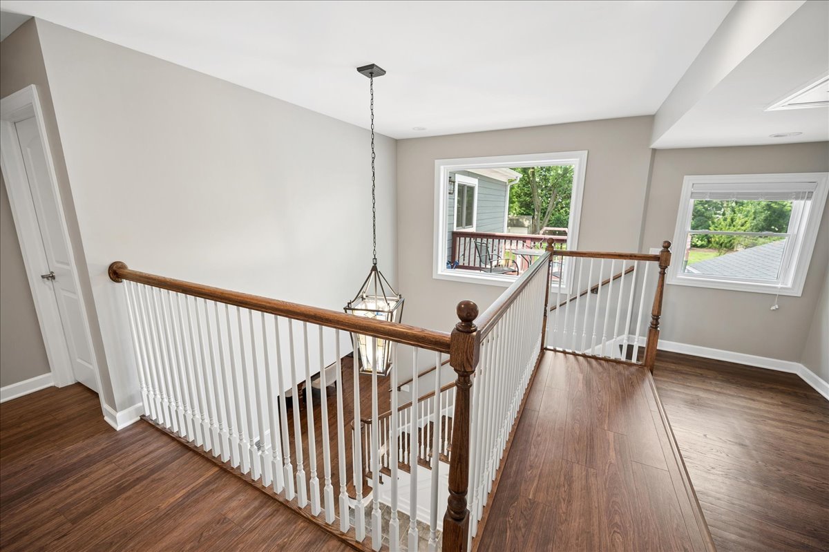 586 Earl Drive Property Photo 23