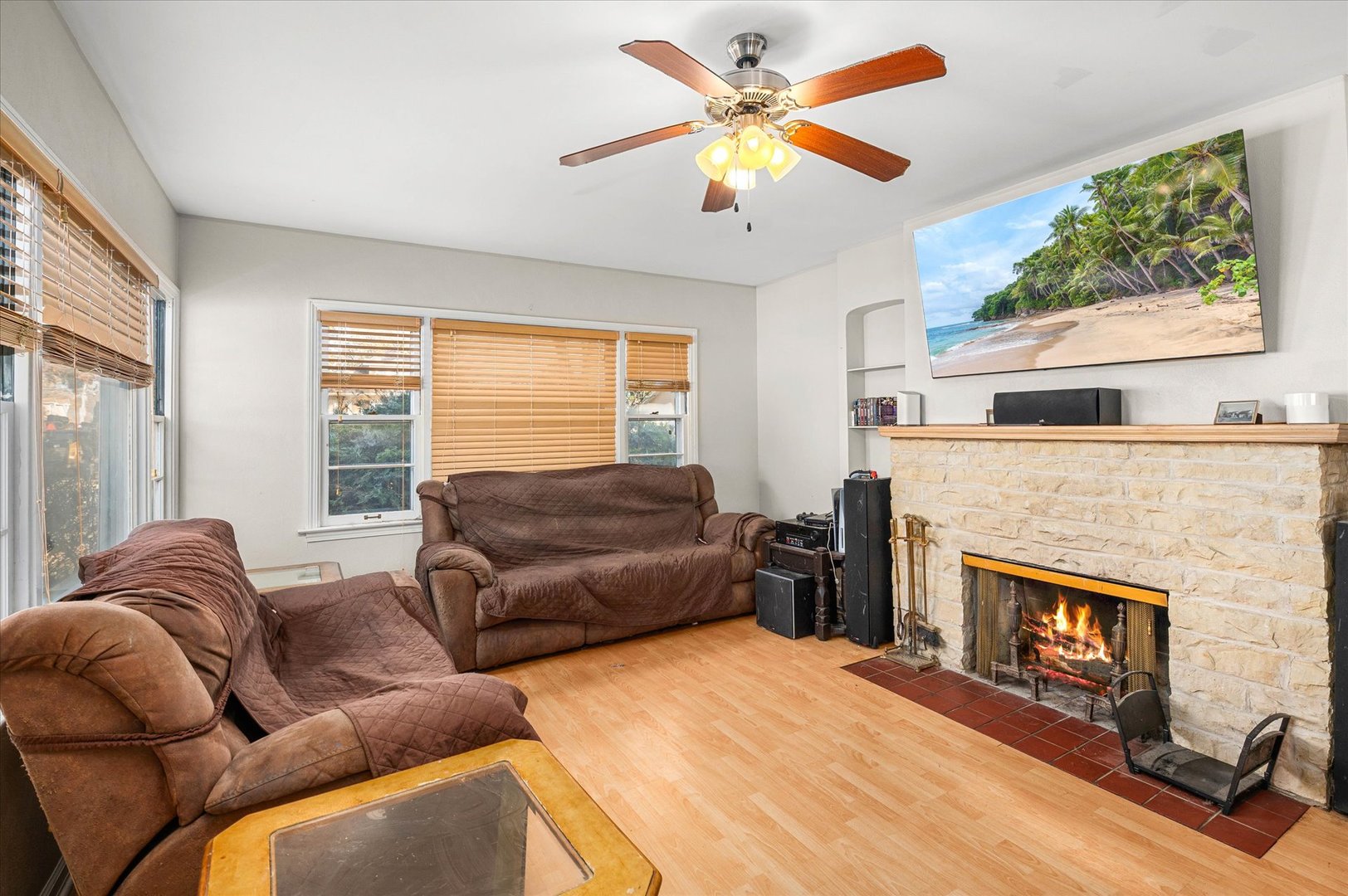 1060 Catherine Street Property Photo 5