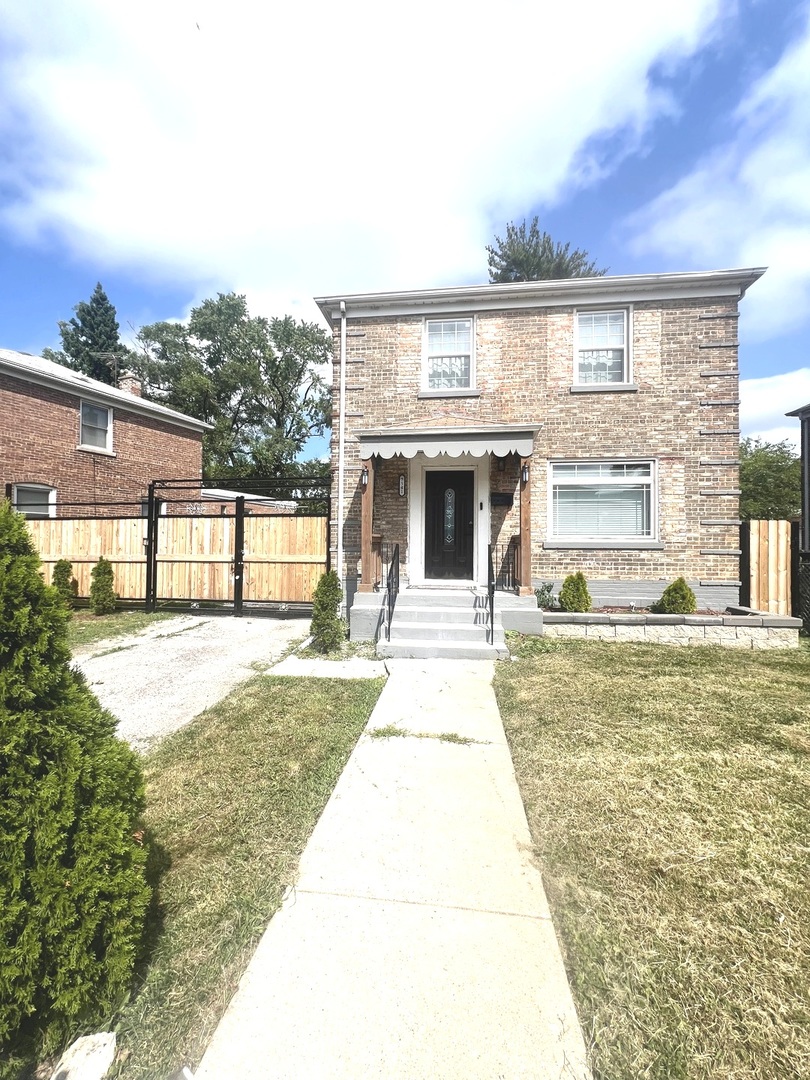 7541 S Hamilton Avenue Property Photo 1