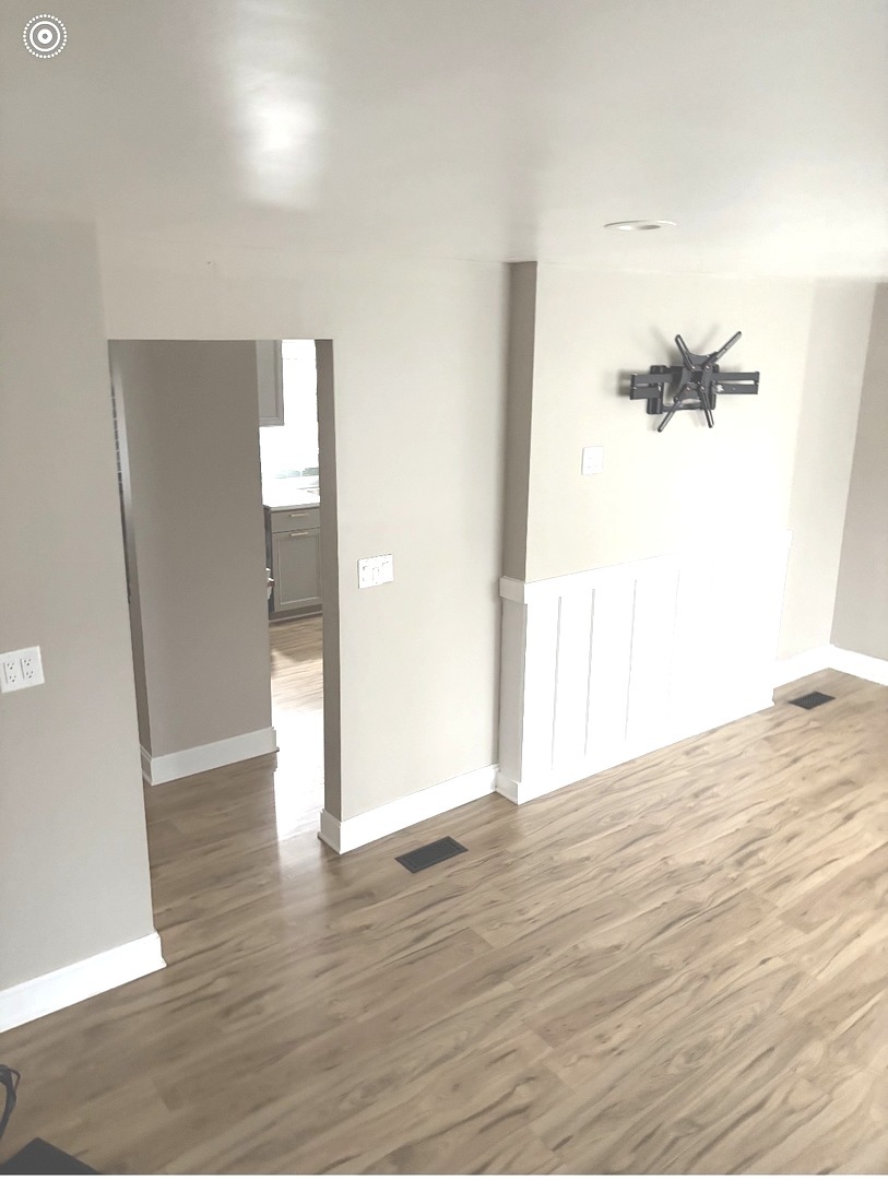7541 S Hamilton Avenue Property Photo 8