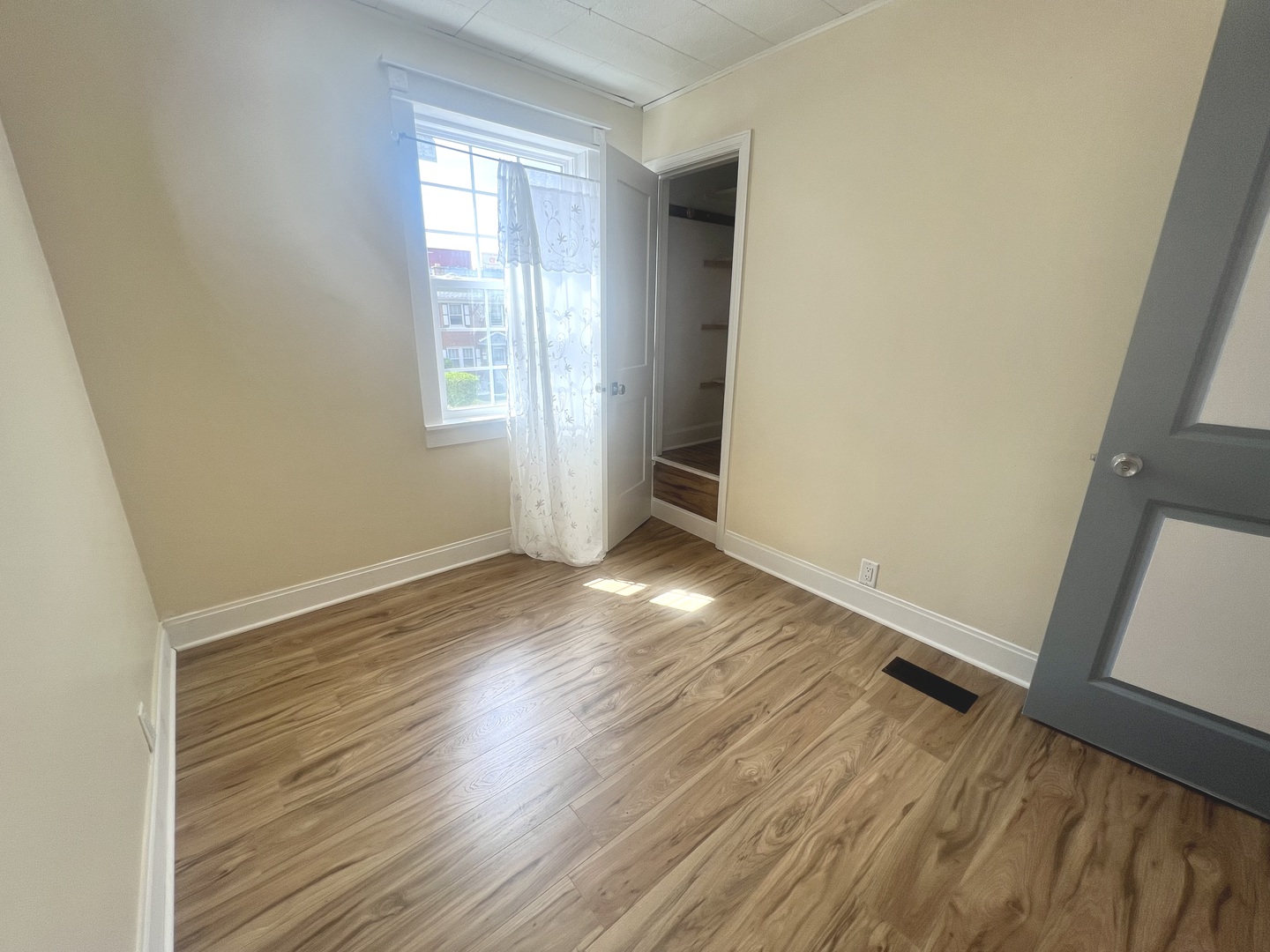7541 S Hamilton Avenue Property Photo 17