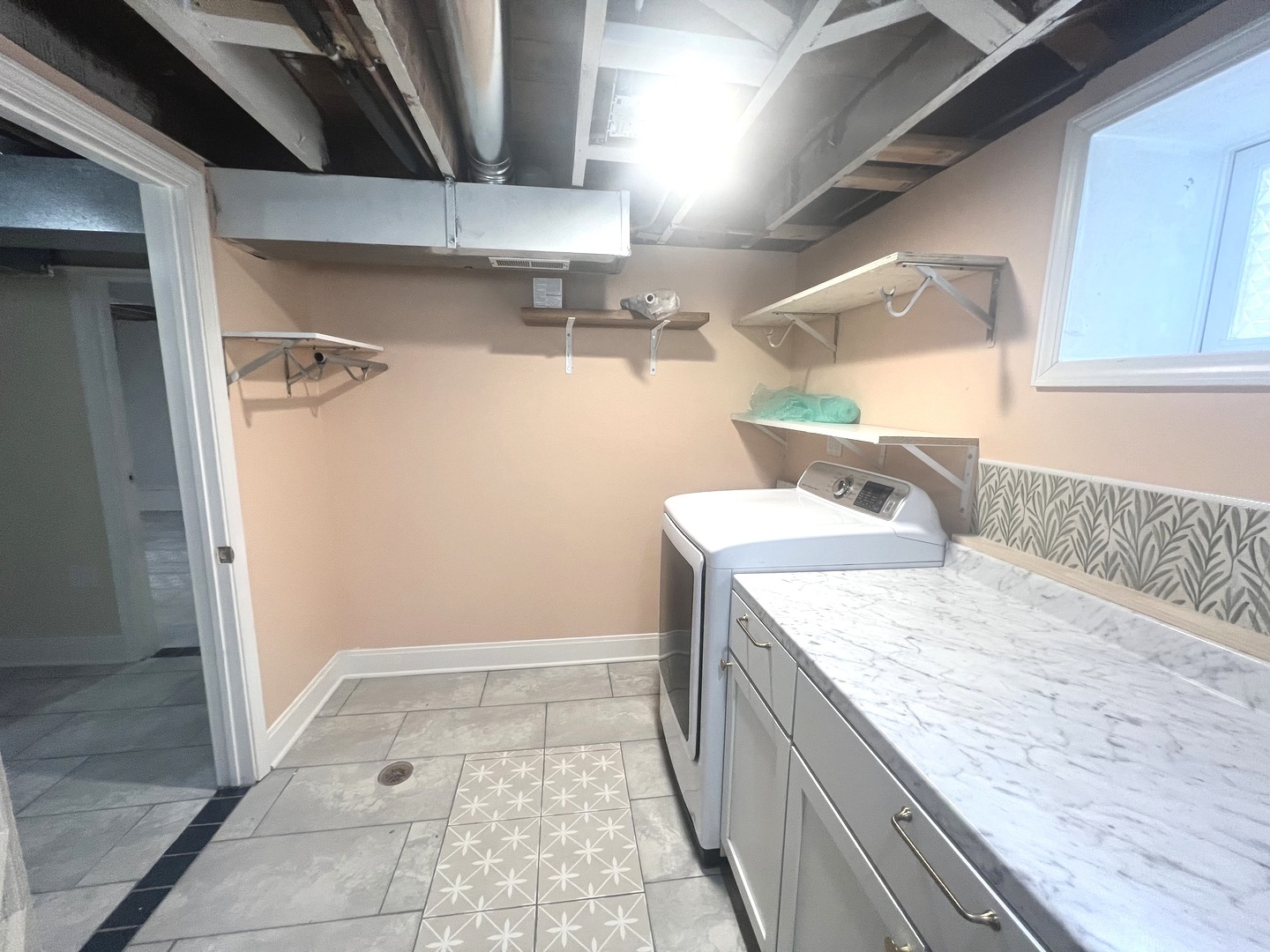 7541 S Hamilton Avenue Property Photo 36