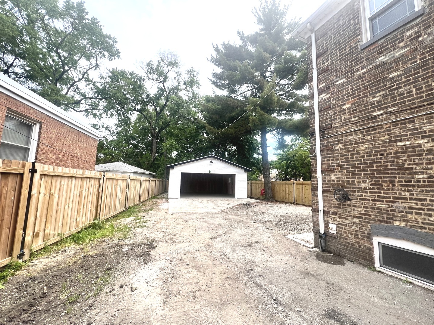 7541 S Hamilton Avenue Property Photo 41