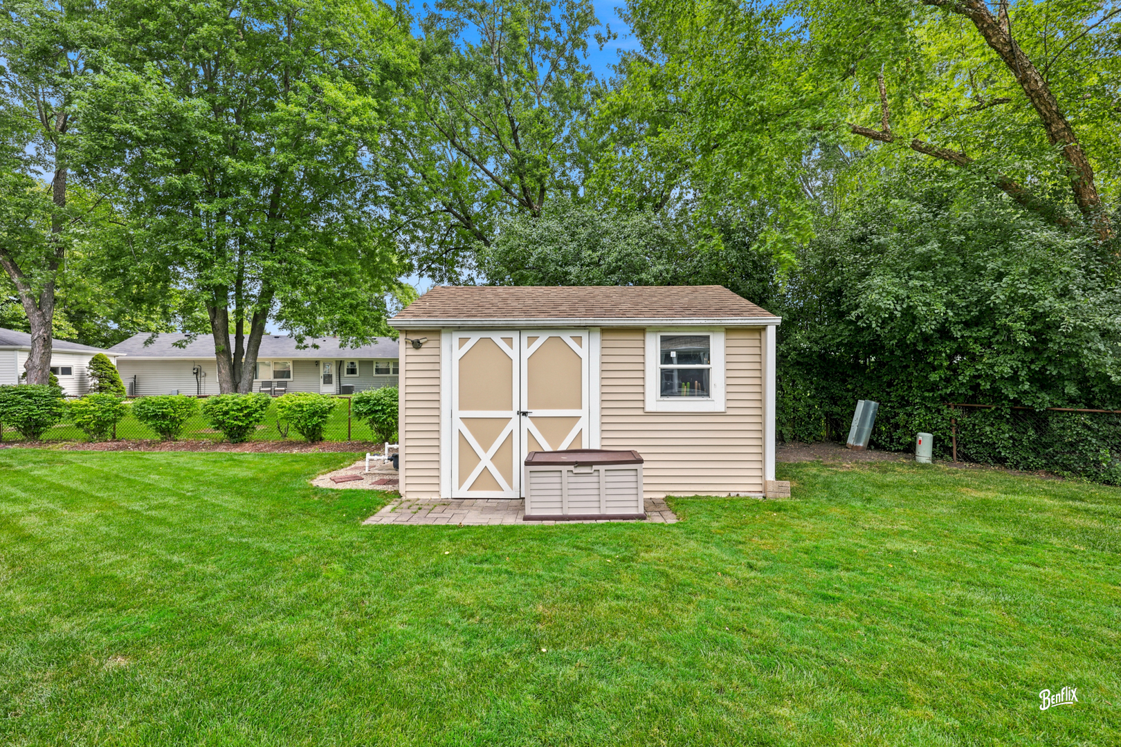 811 Spring Cove Drive Property Photo 28