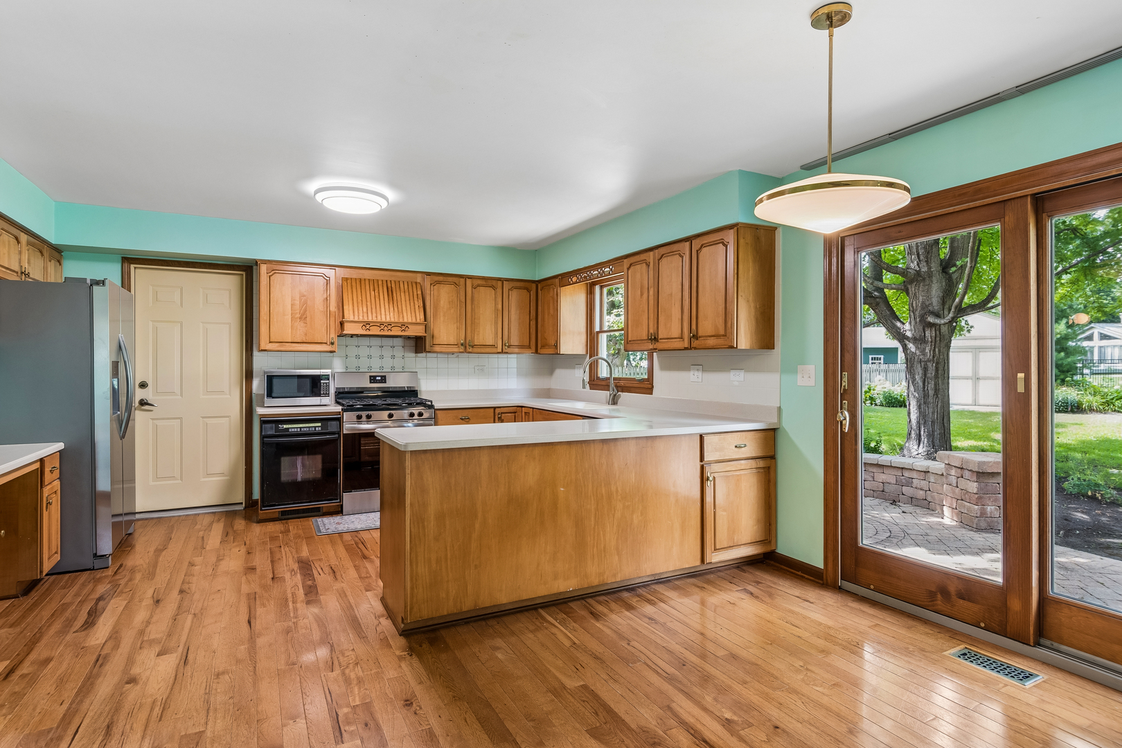 2305 Pepper Valley Drive Property Photo 3