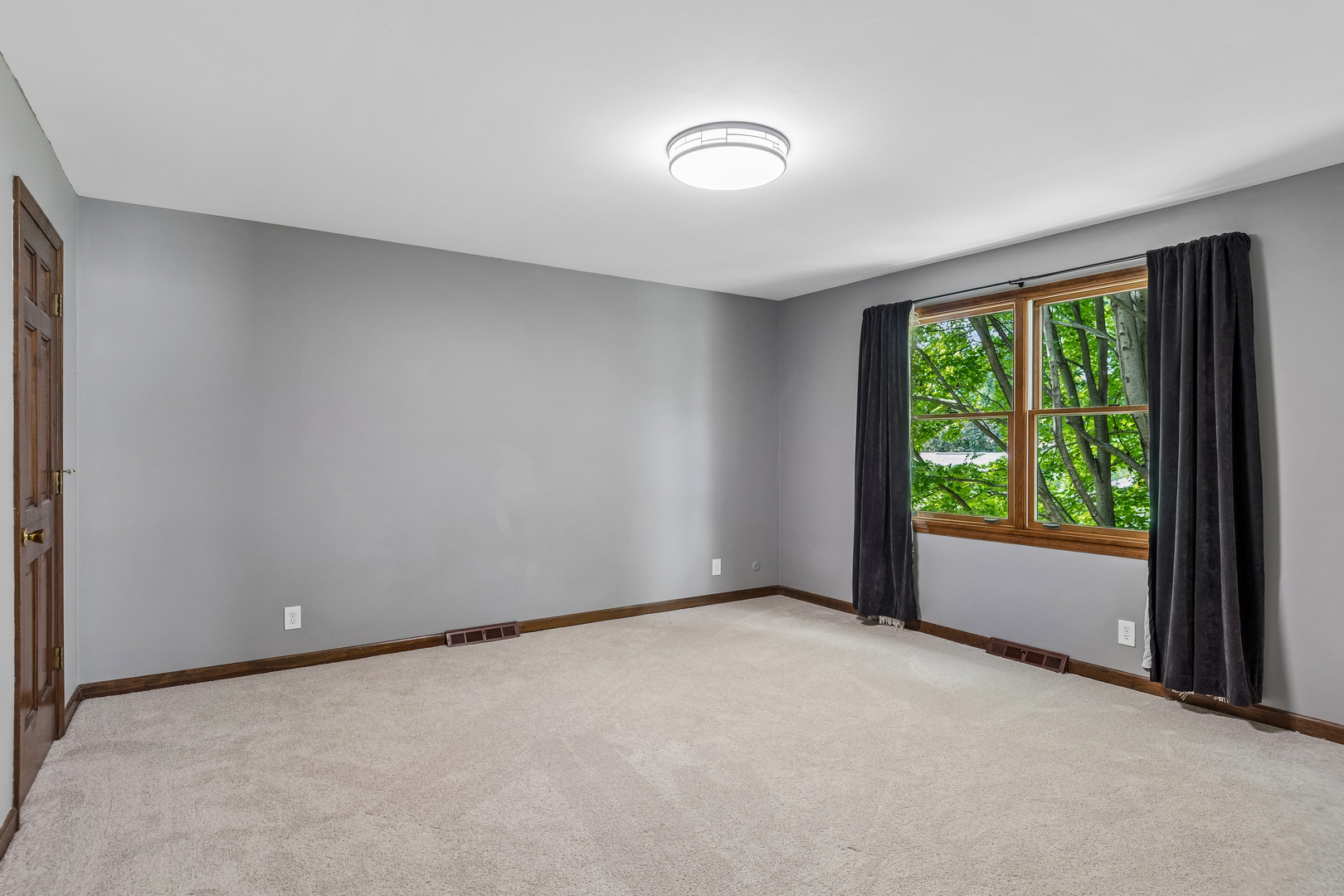 2305 Pepper Valley Drive Property Photo 9