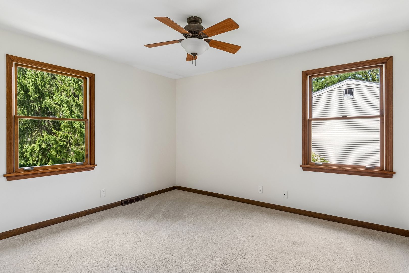 2305 Pepper Valley Drive Property Photo 13