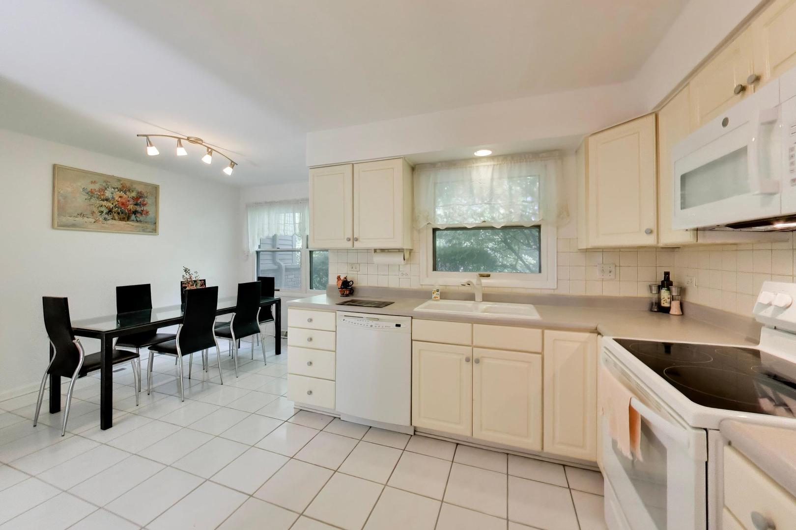3214 River Falls Drive Property Photo 12