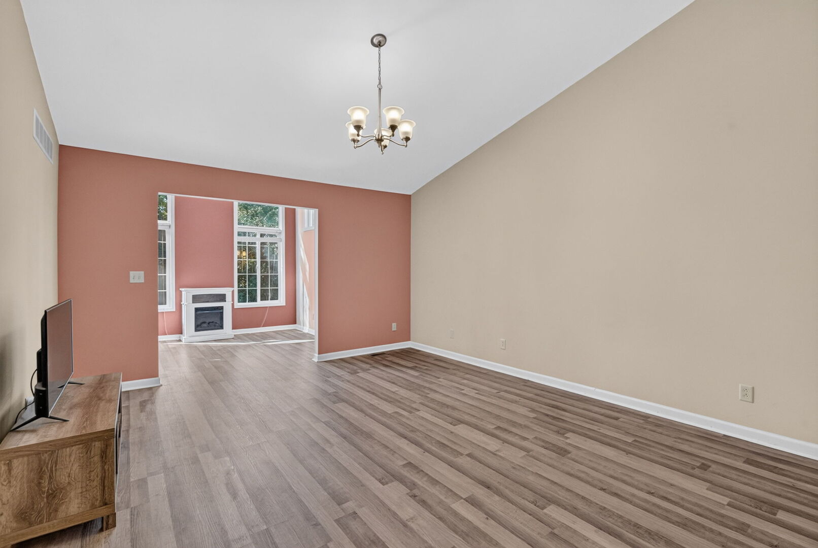 175 Harbor Landing Property Photo 12