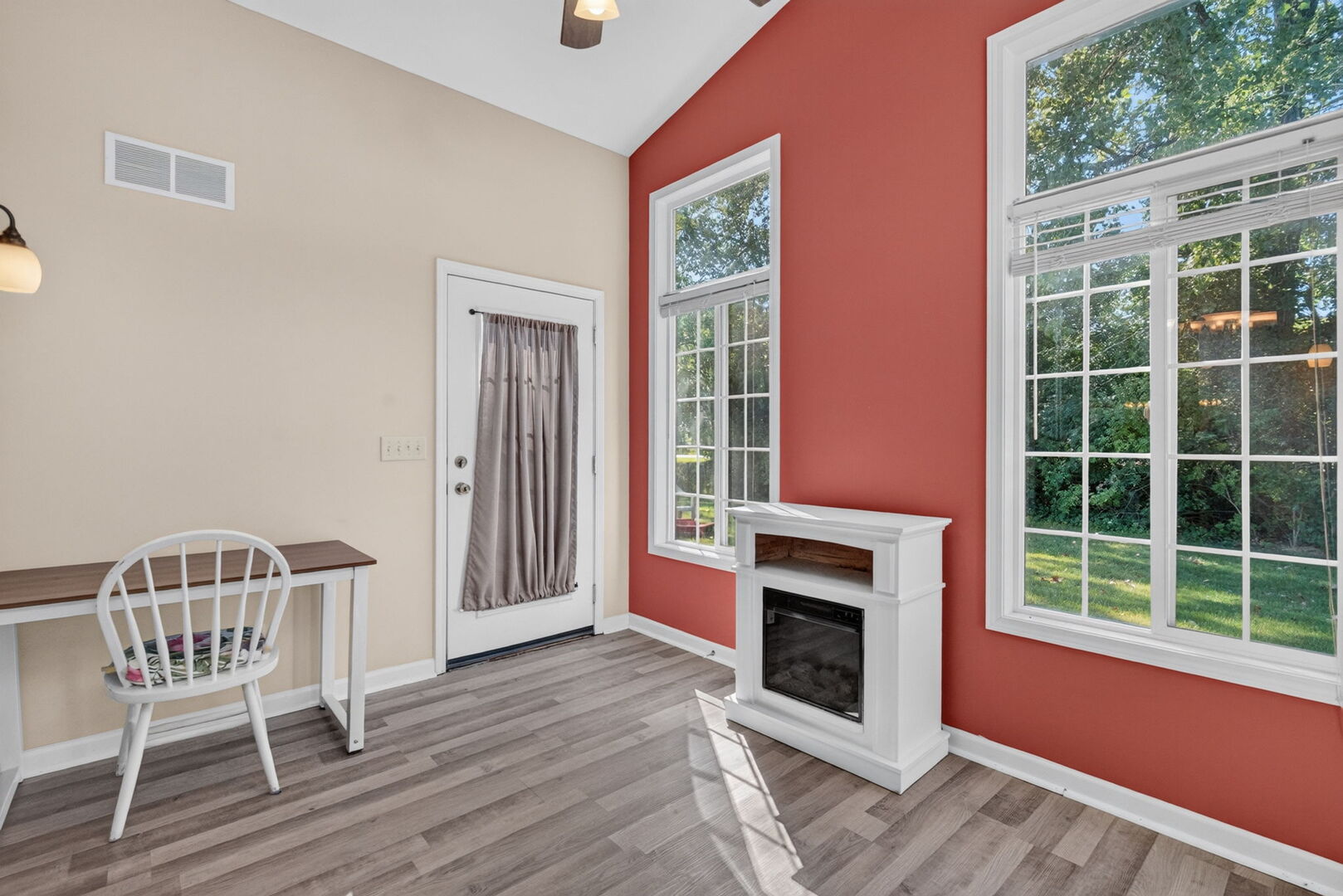 175 Harbor Landing Property Photo 18