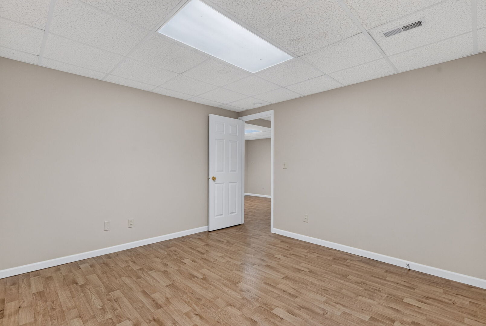 175 Harbor Landing Property Photo 31
