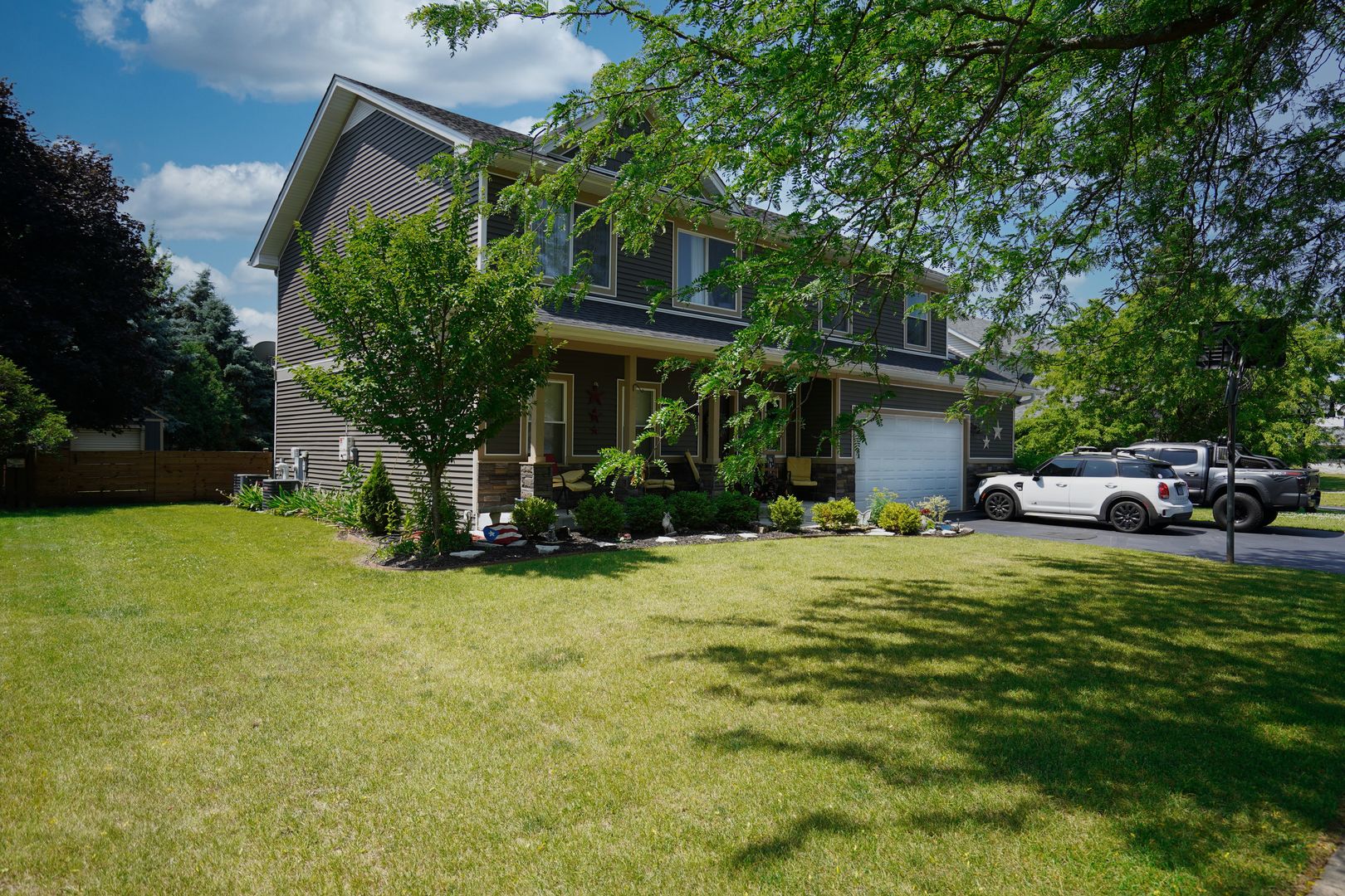 281 Fox Chase Drive Property Photo 2