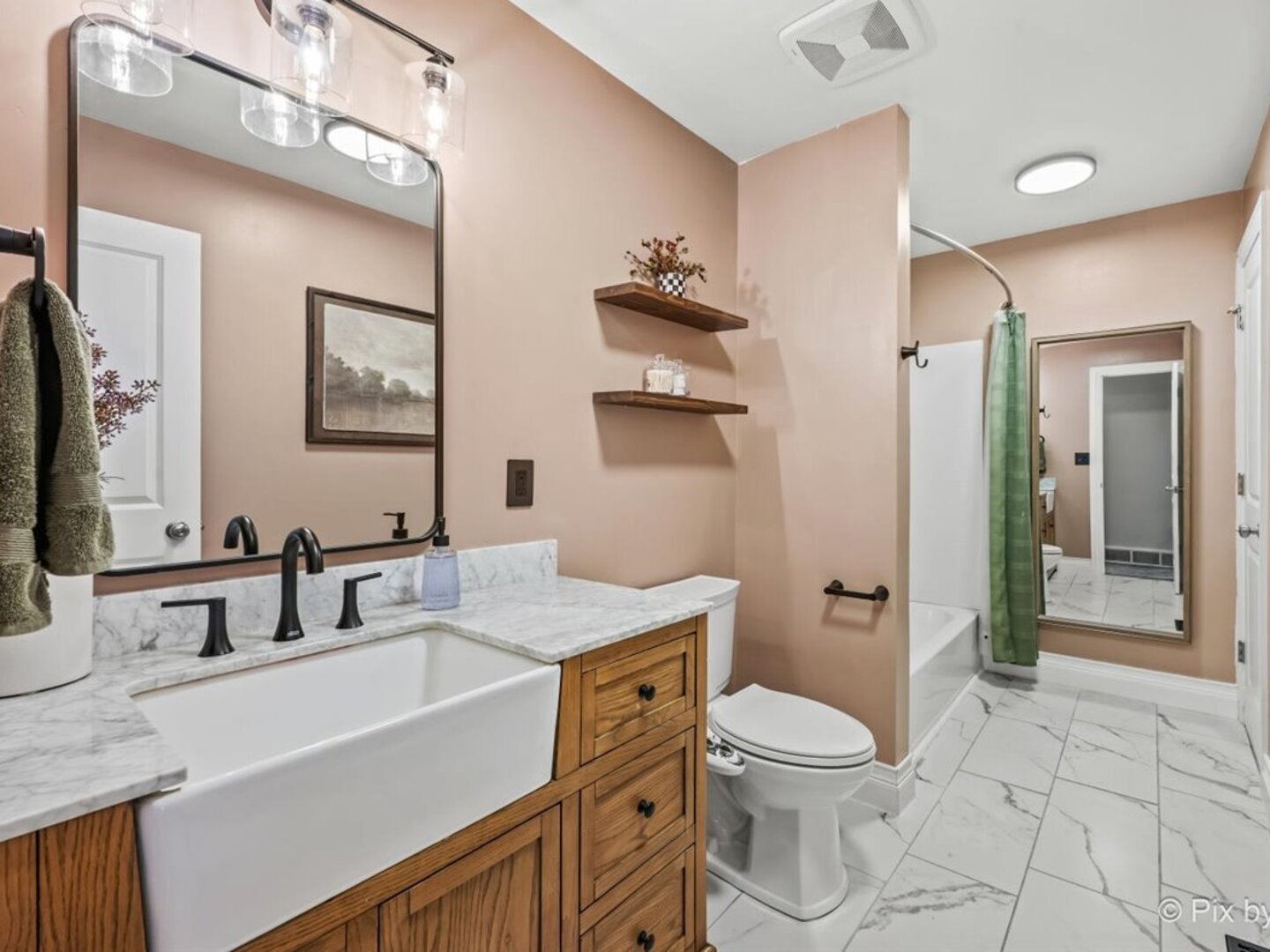 1112 Brentwood Drive Property Photo 7