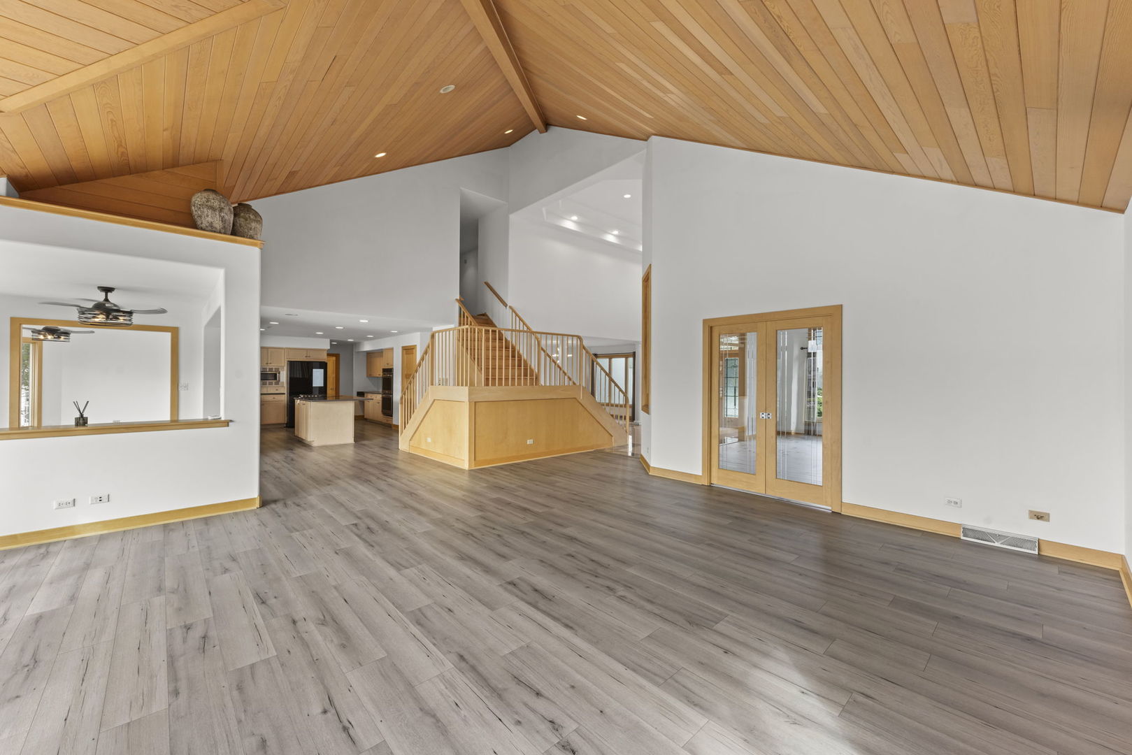 13258 Lakepoint Drive Property Photo 8